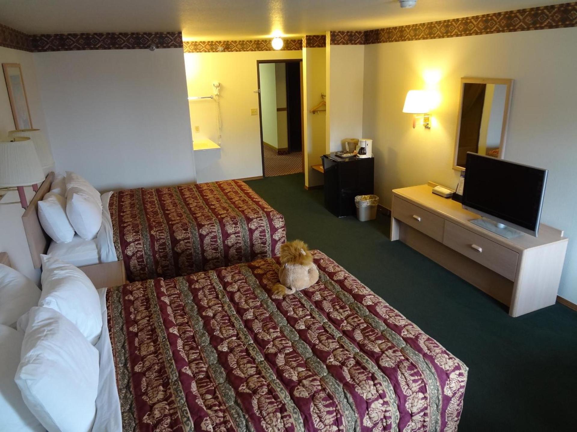 Kings Inn Cody photo 46