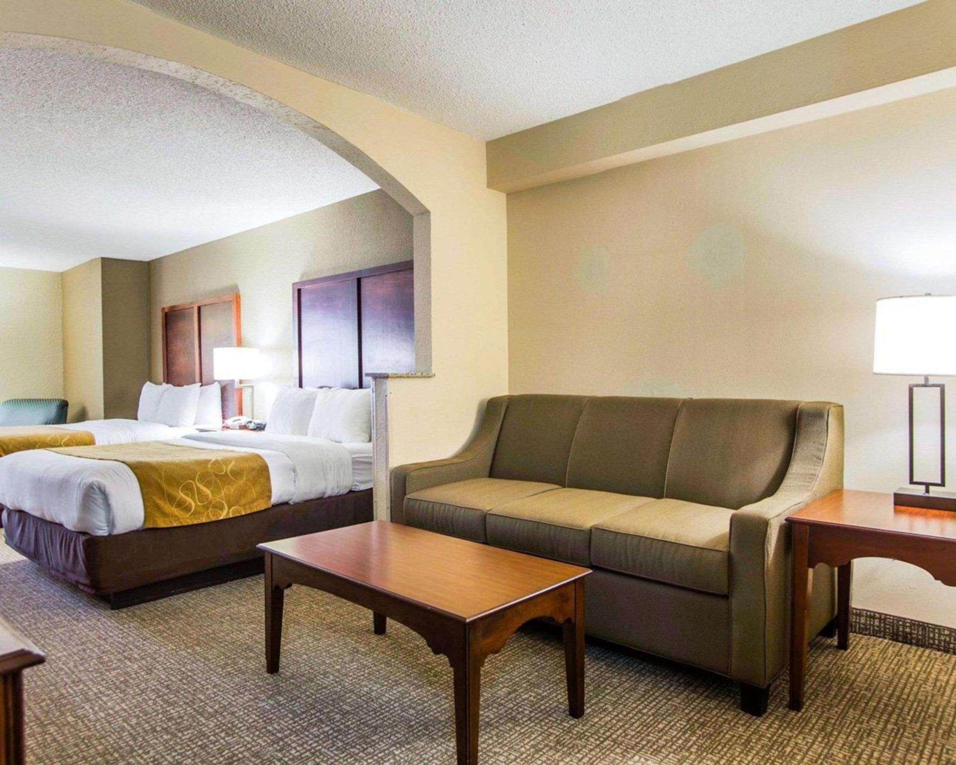 Comfort Suites Sumter near Shaw AFB photo 12