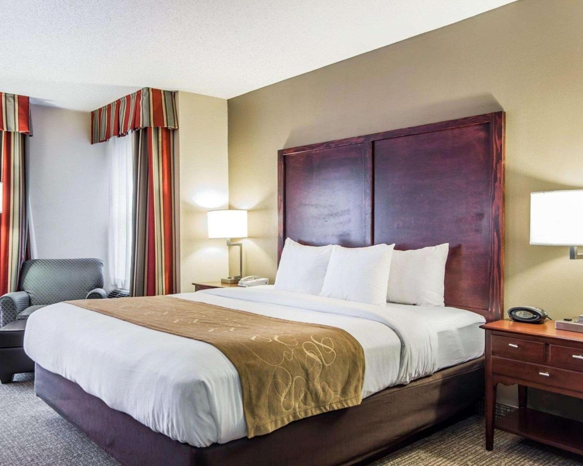 Comfort Suites Sumter near Shaw AFB photo 5