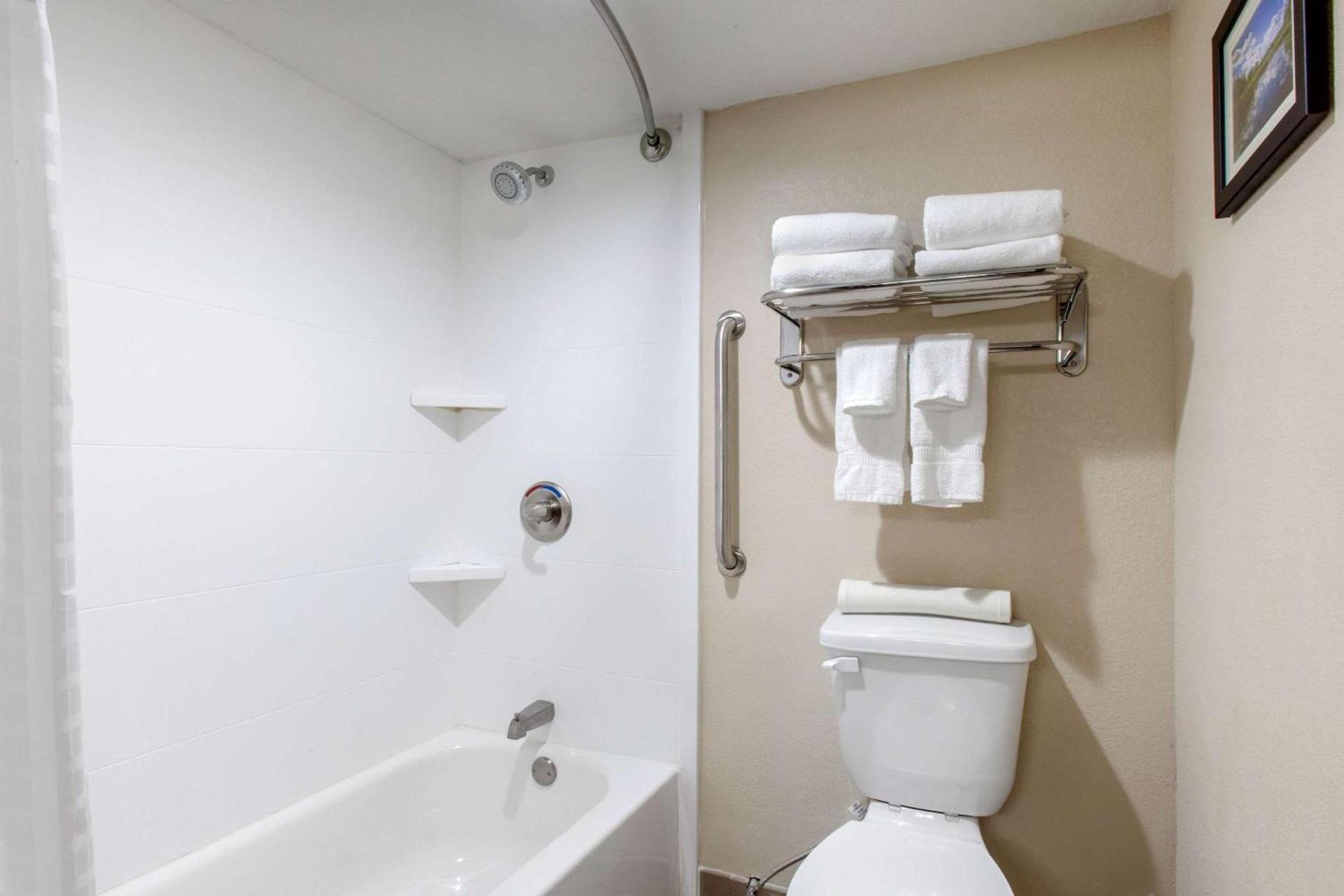Comfort Inn & Suites Pinetop Show Low photo 18
