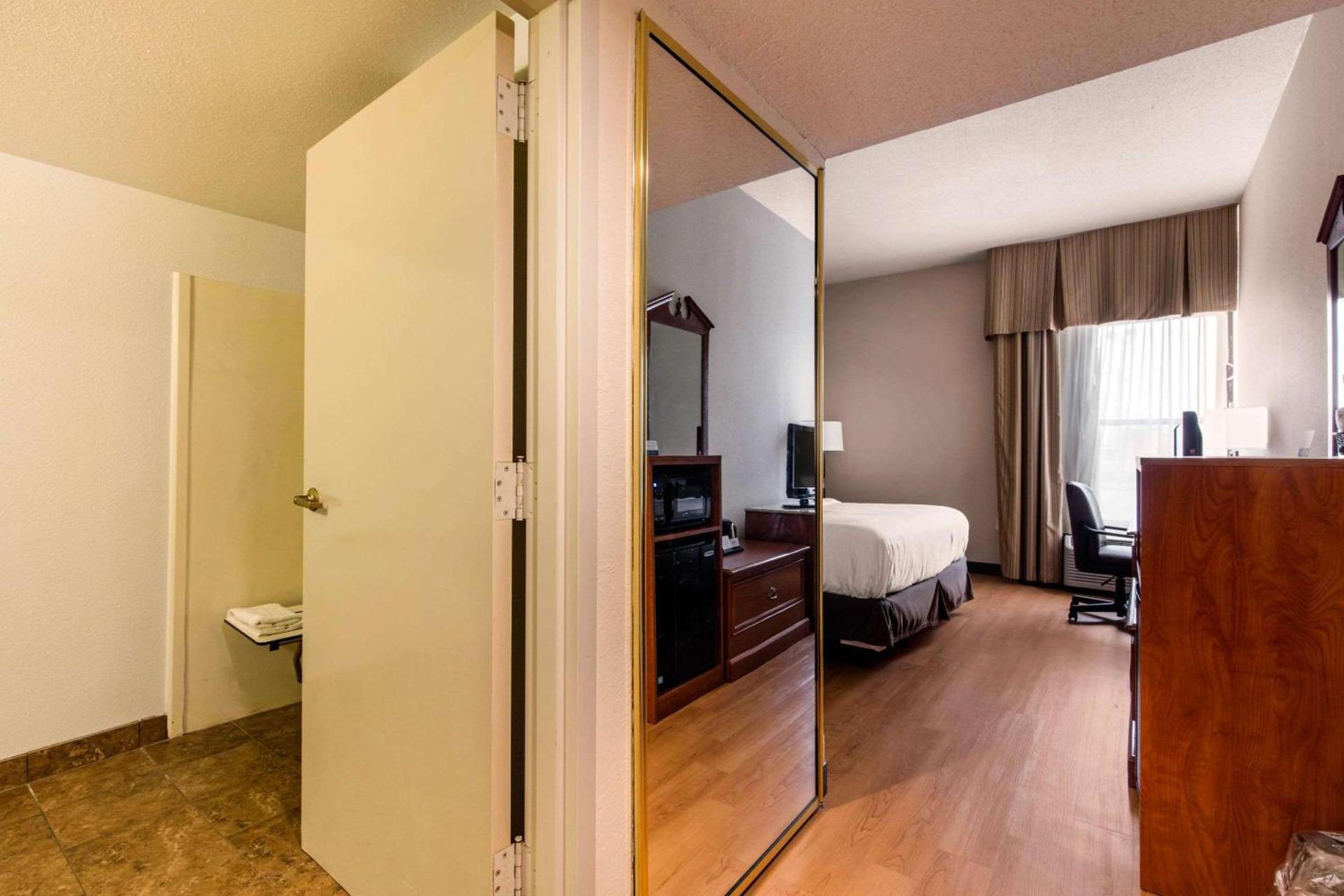 Quality Inn Valley - West Point photo 17