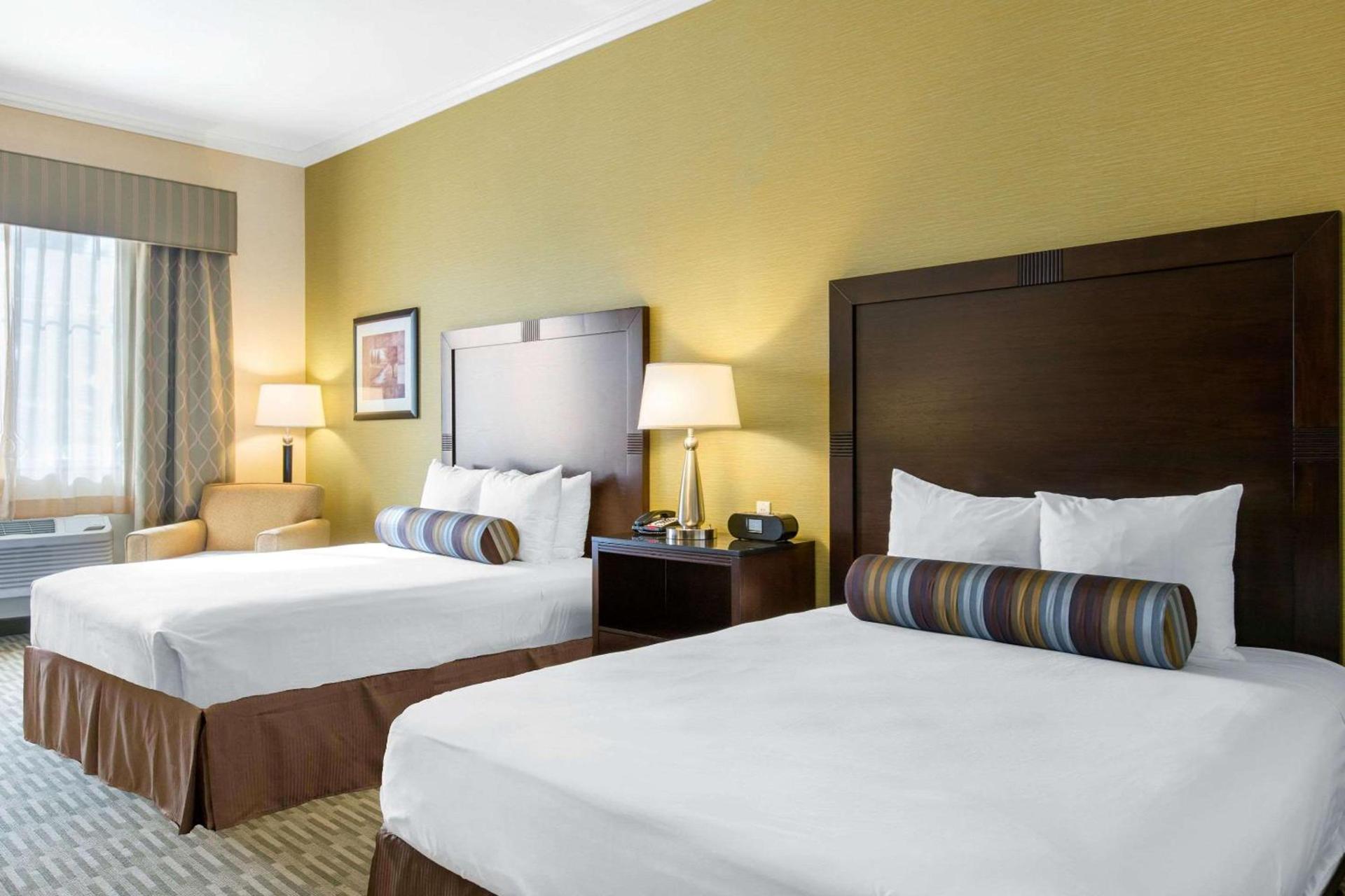 The Oaks Hotel & Suites photo 21