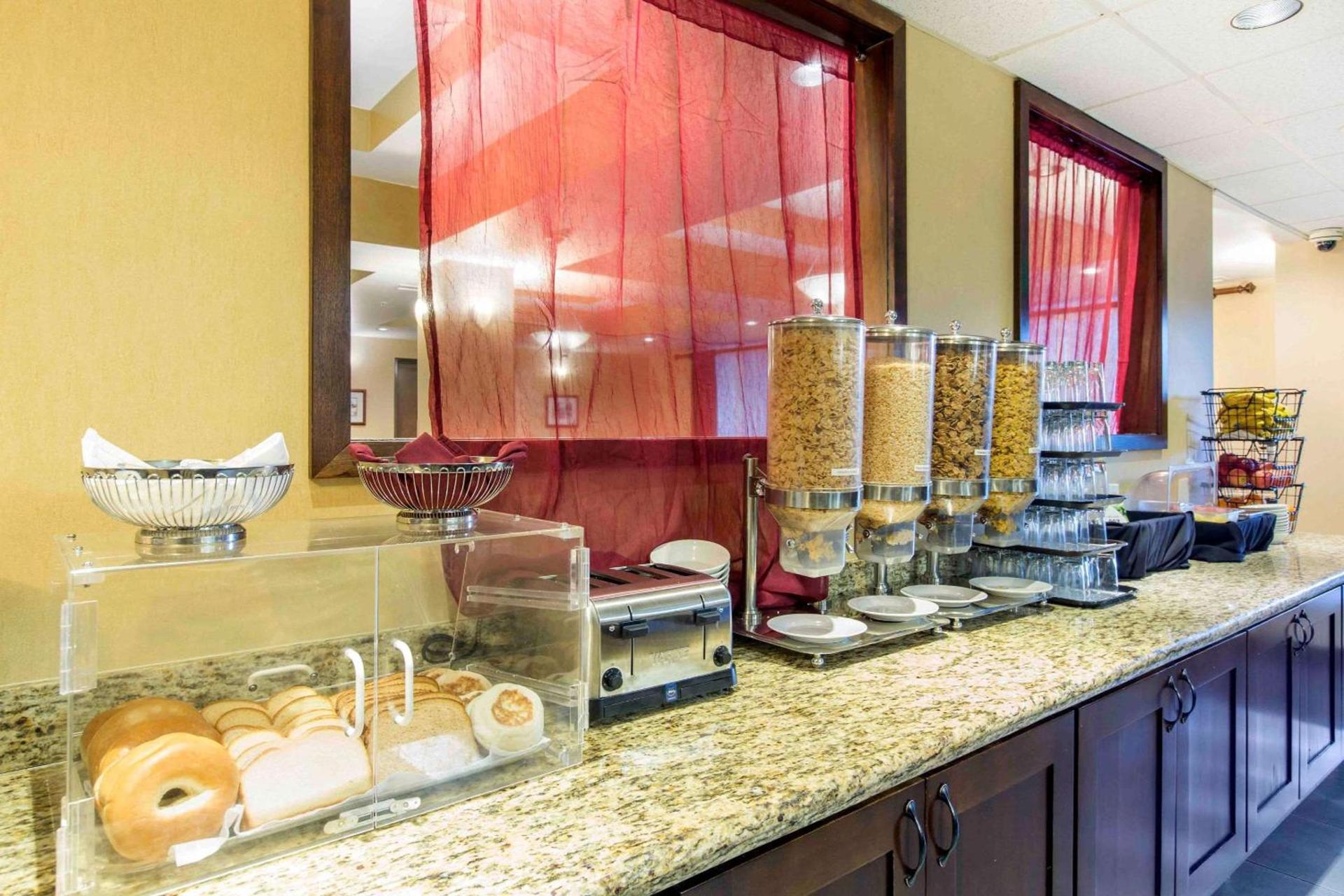 The Oaks Hotel & Suites photo 47