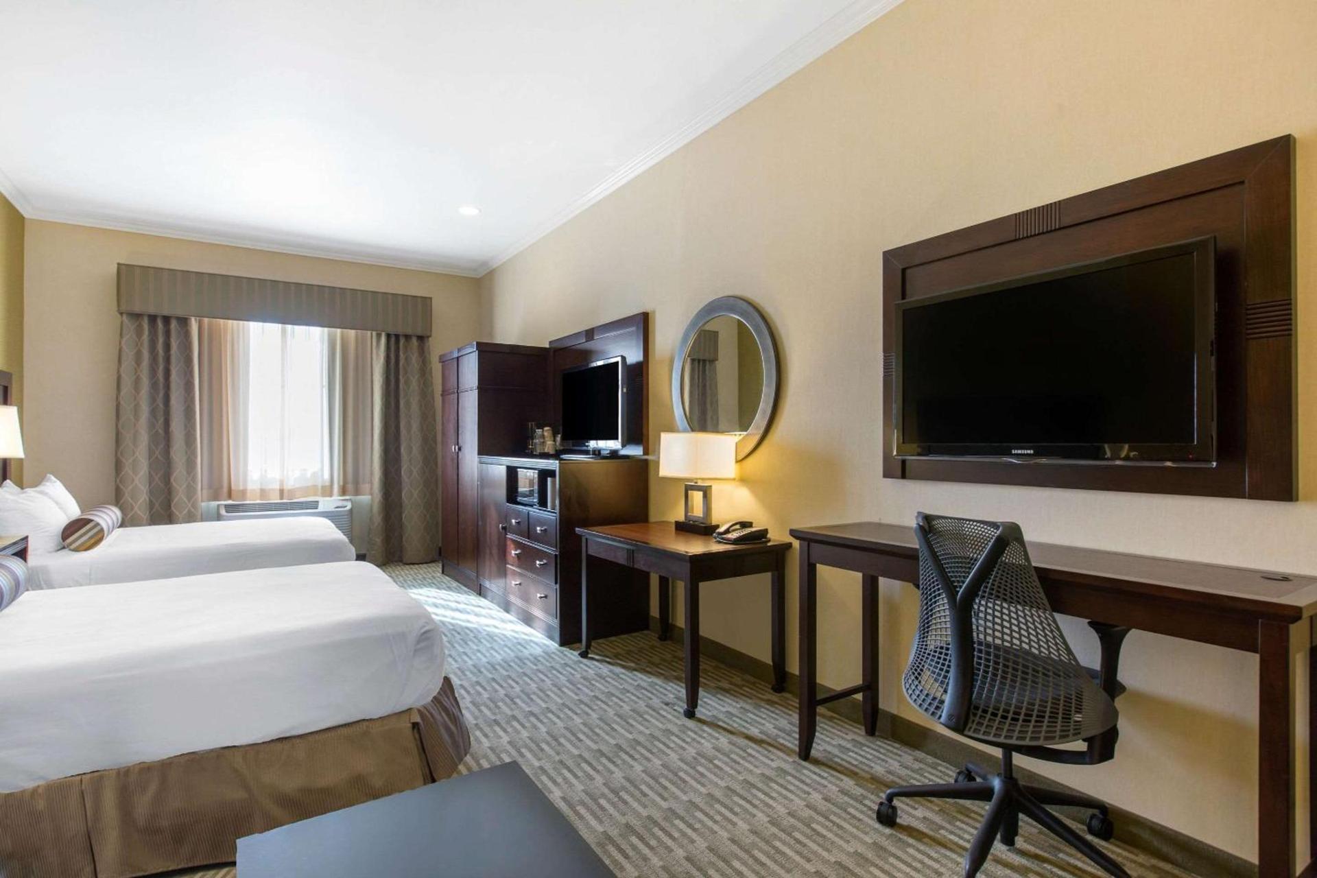 The Oaks Hotel & Suites photo 31