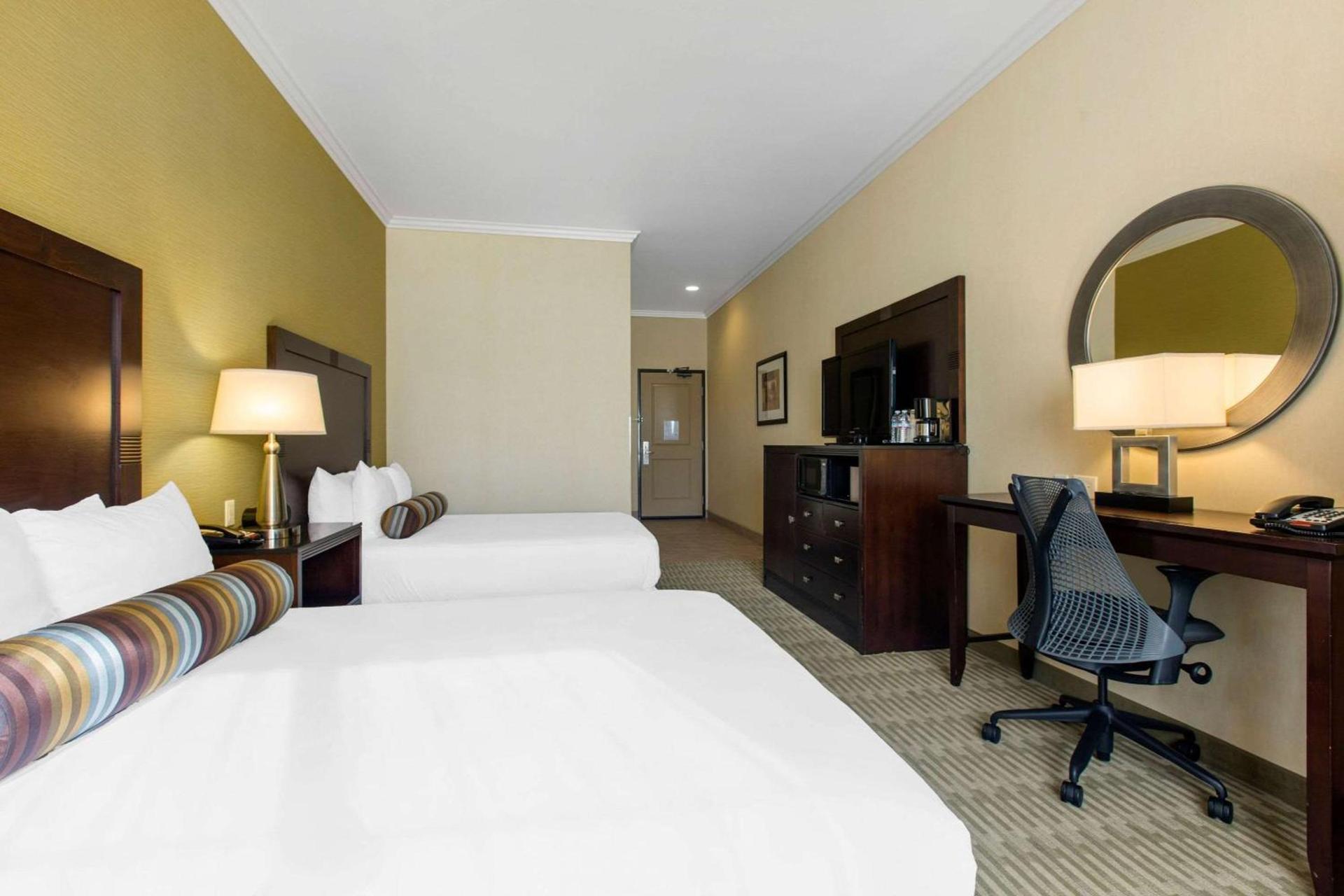 The Oaks Hotel & Suites photo 22