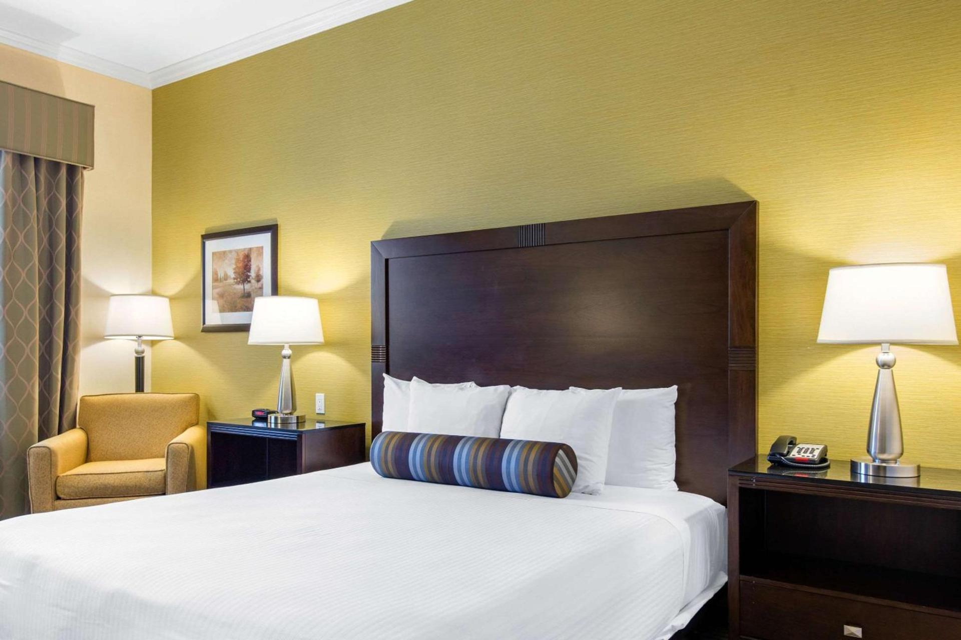 The Oaks Hotel & Suites photo 13
