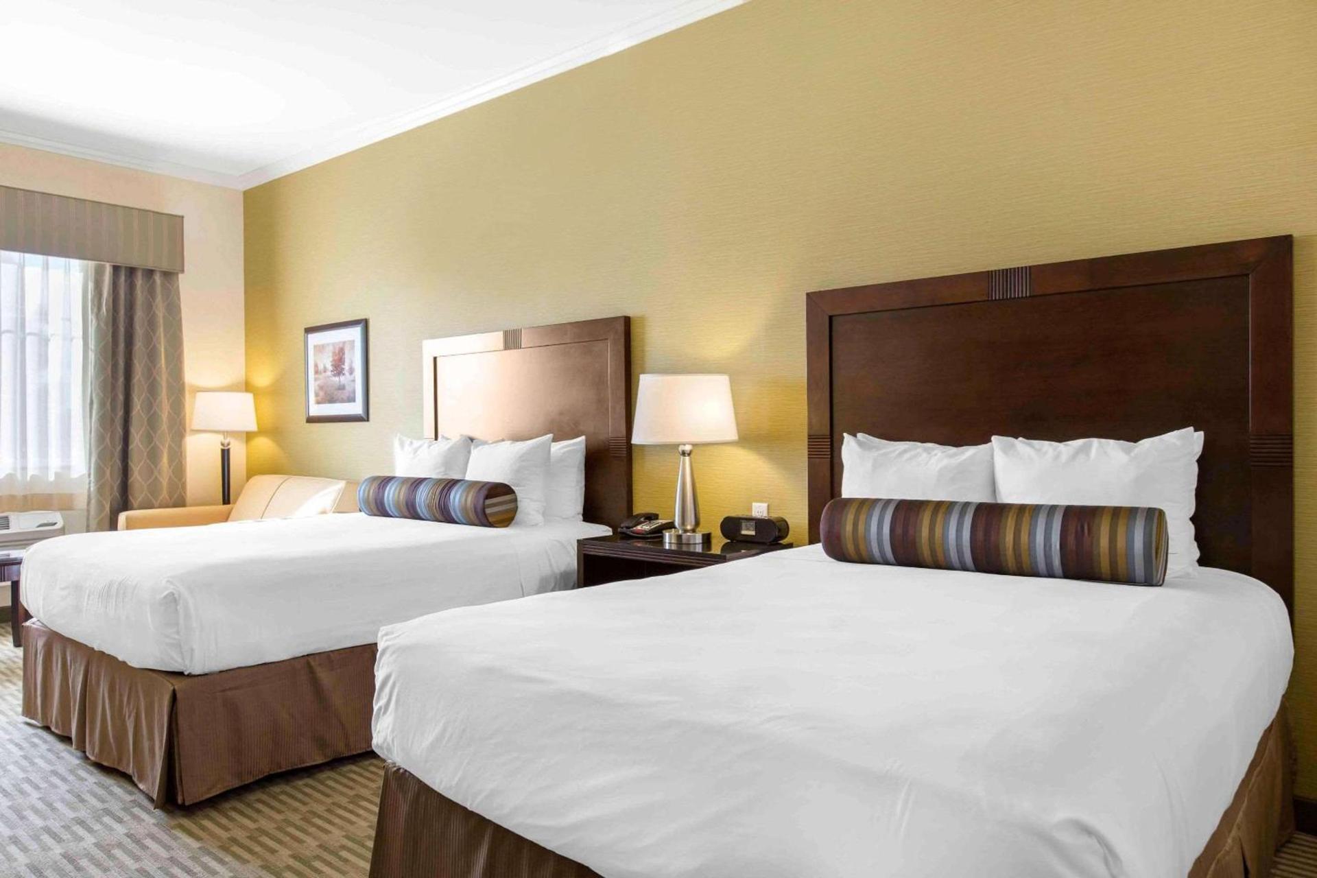 The Oaks Hotel & Suites photo 17