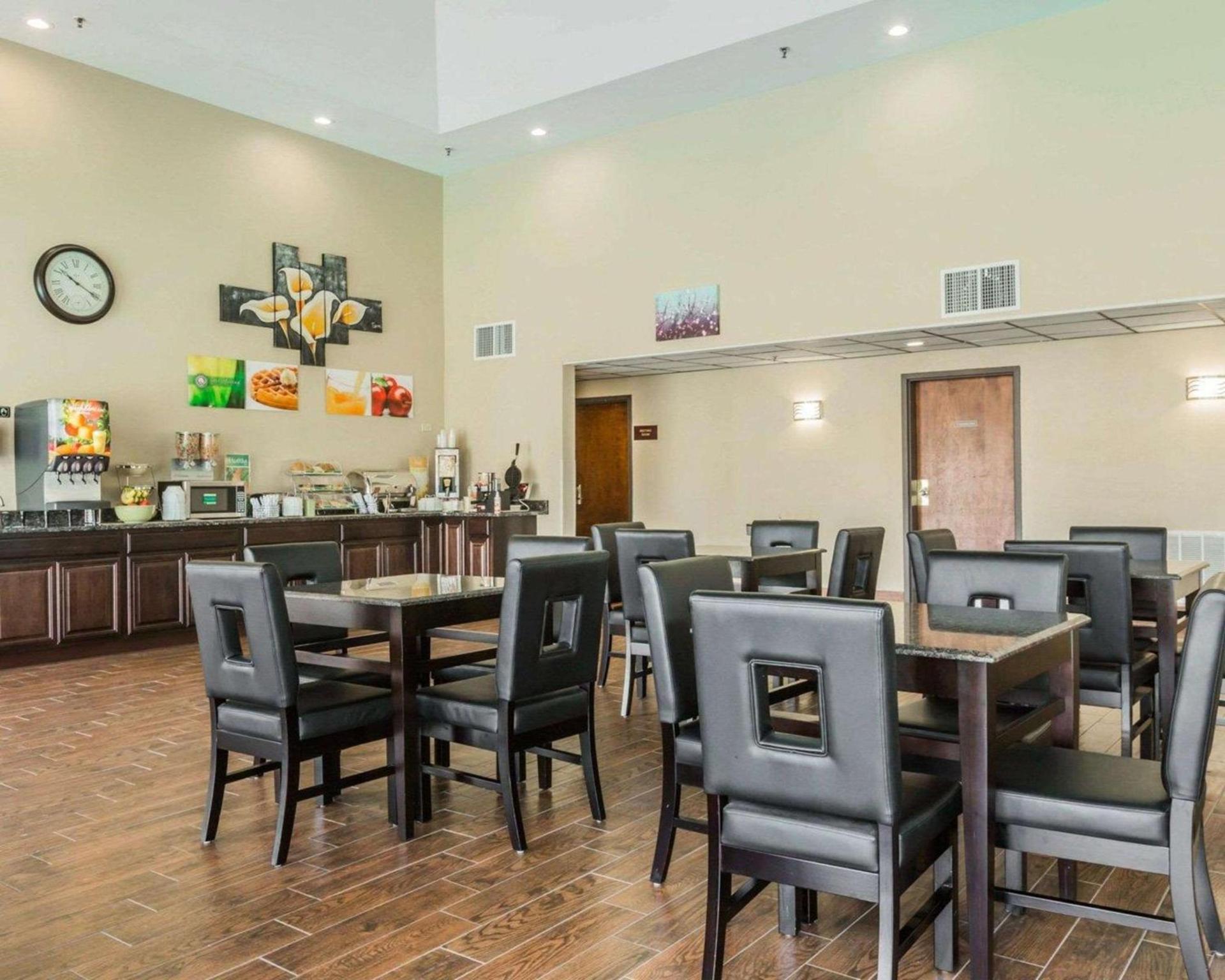 Quality Inn & Suites North Montgomery photo 8