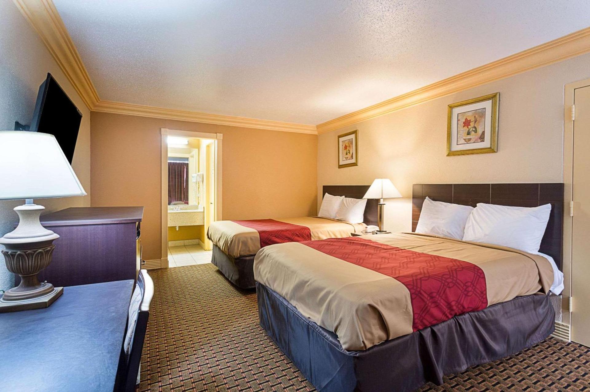 Parkway Inn of Birmingham photo 20