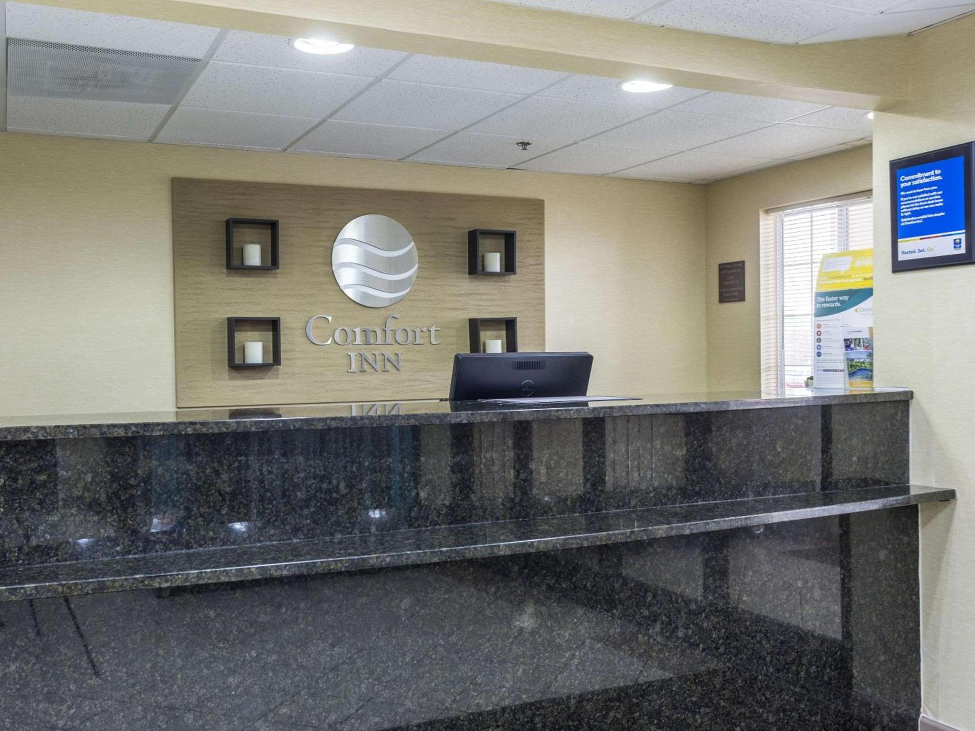 Comfort Inn Decatur Priceville photo 14