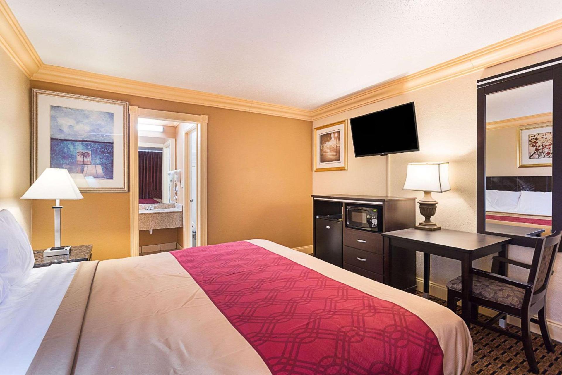 Parkway Inn of Birmingham photo 10