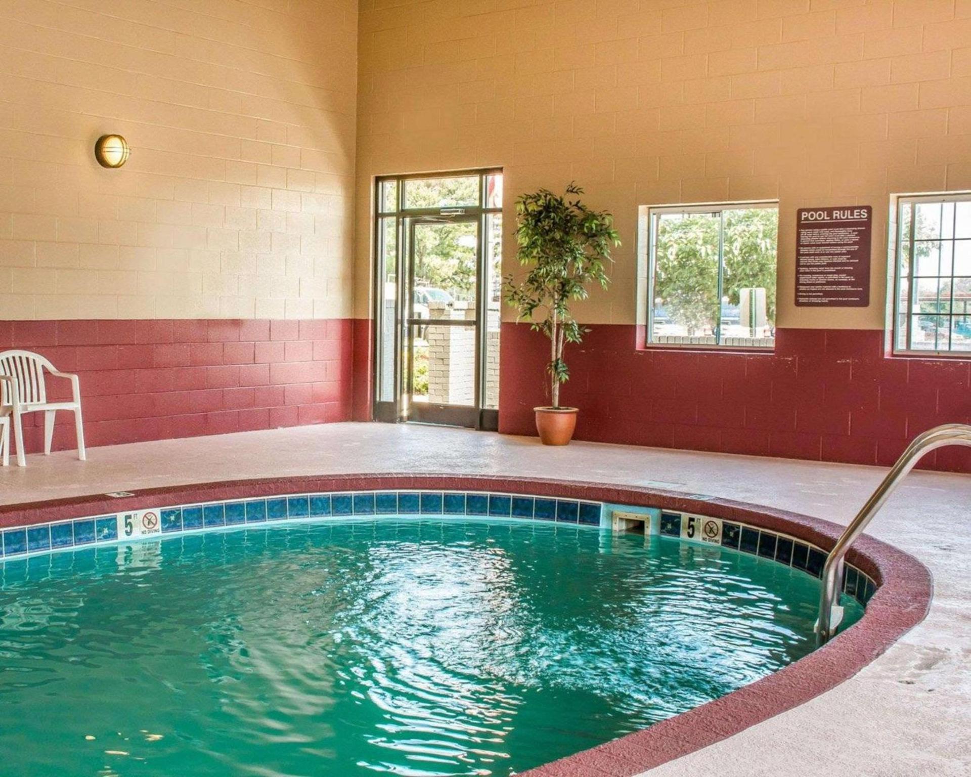 Comfort Inn Decatur Priceville photo 17