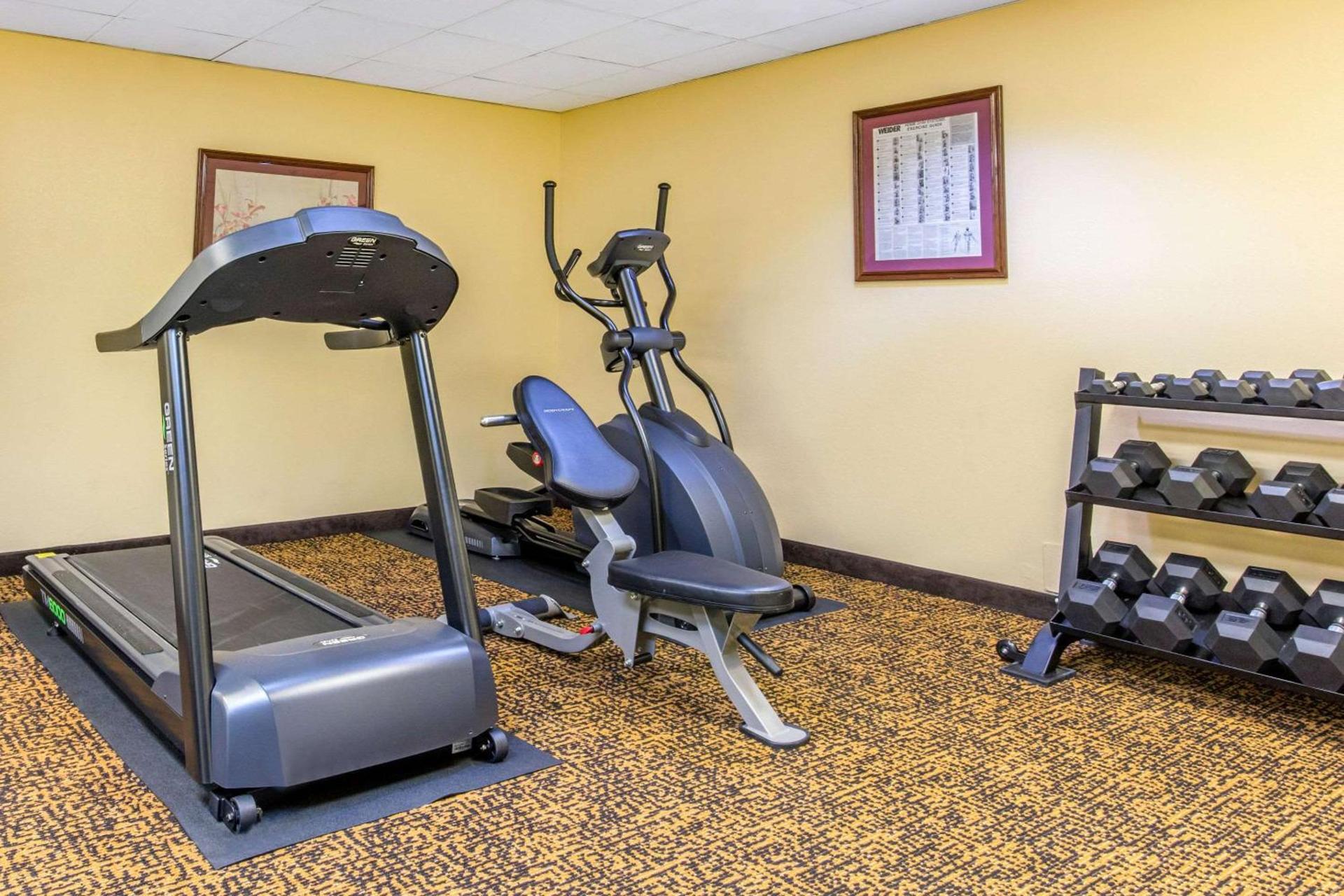 Quality Inn & Suites Montgomery East Carmichael Rd photo 12