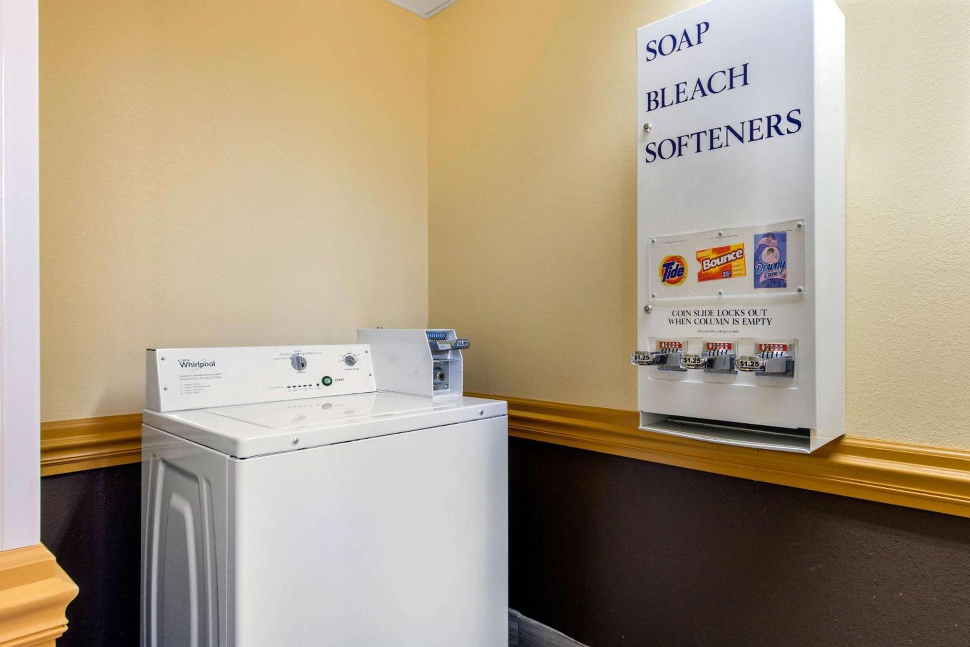Quality Inn & Suites Montgomery East Carmichael Rd photo 14