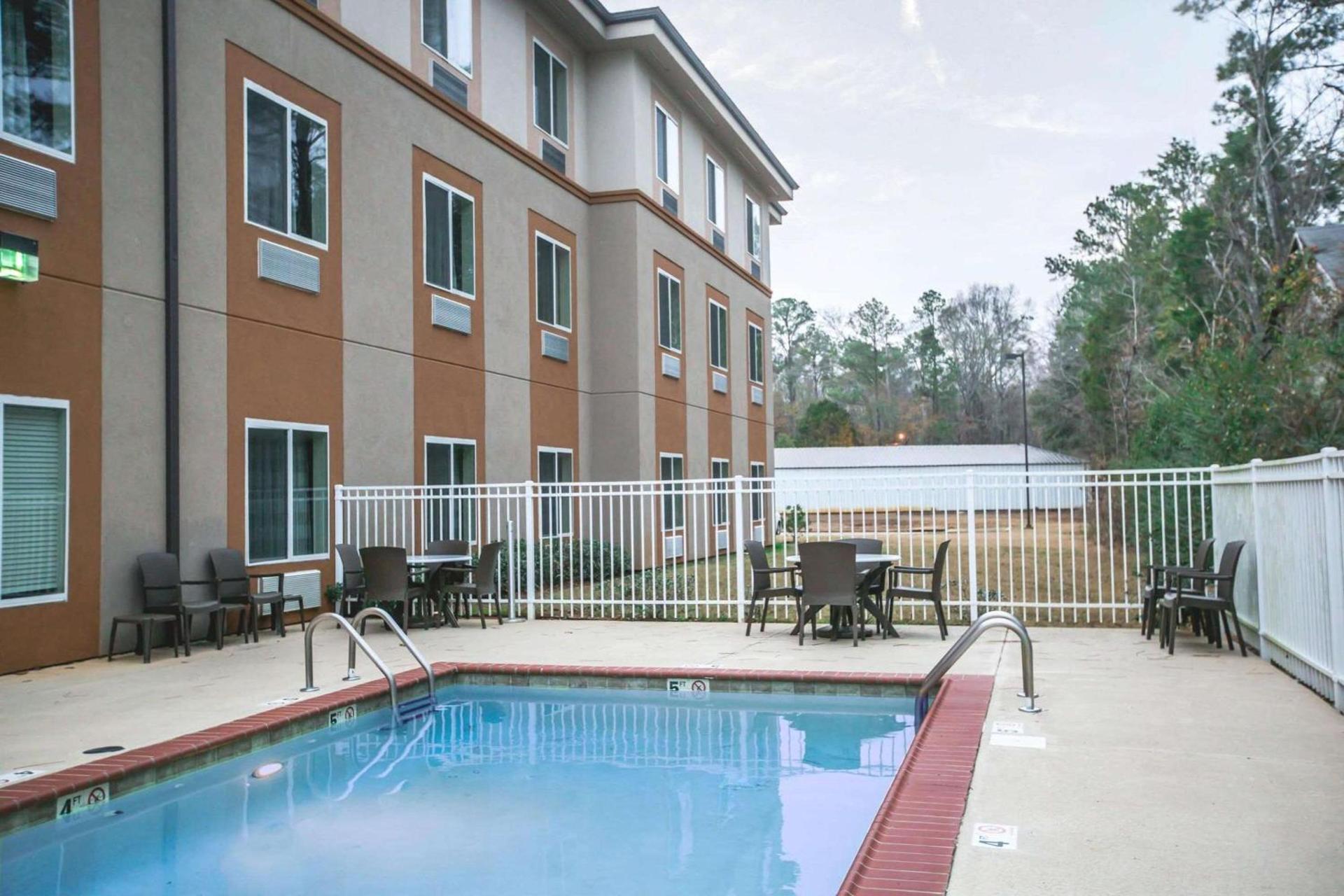 Sleep Inn & Suites Marion - Military Institute photo 22