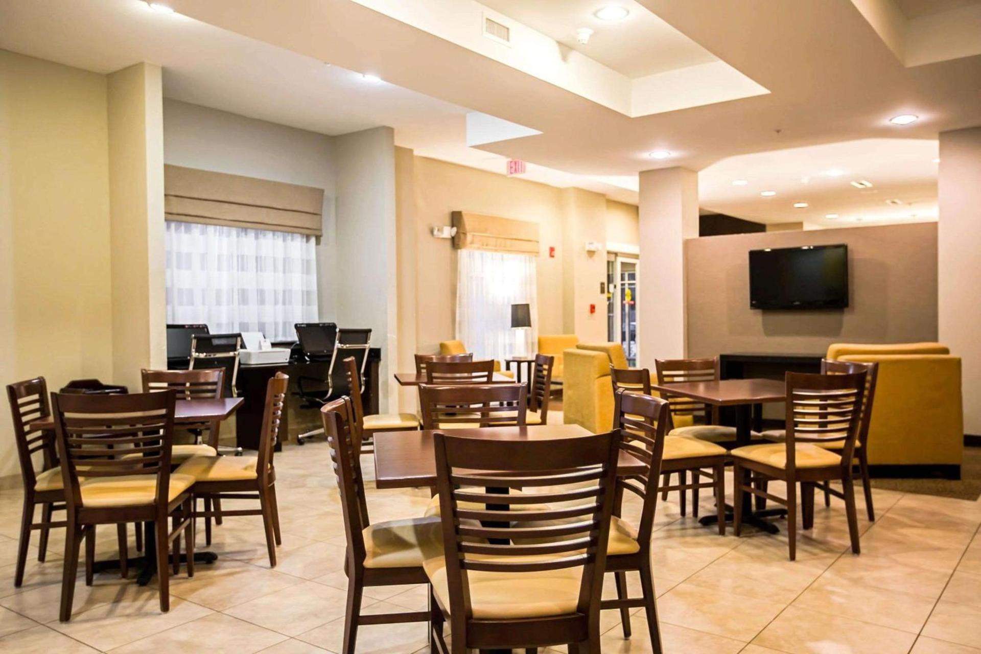 Sleep Inn & Suites Marion - Military Institute photo 34