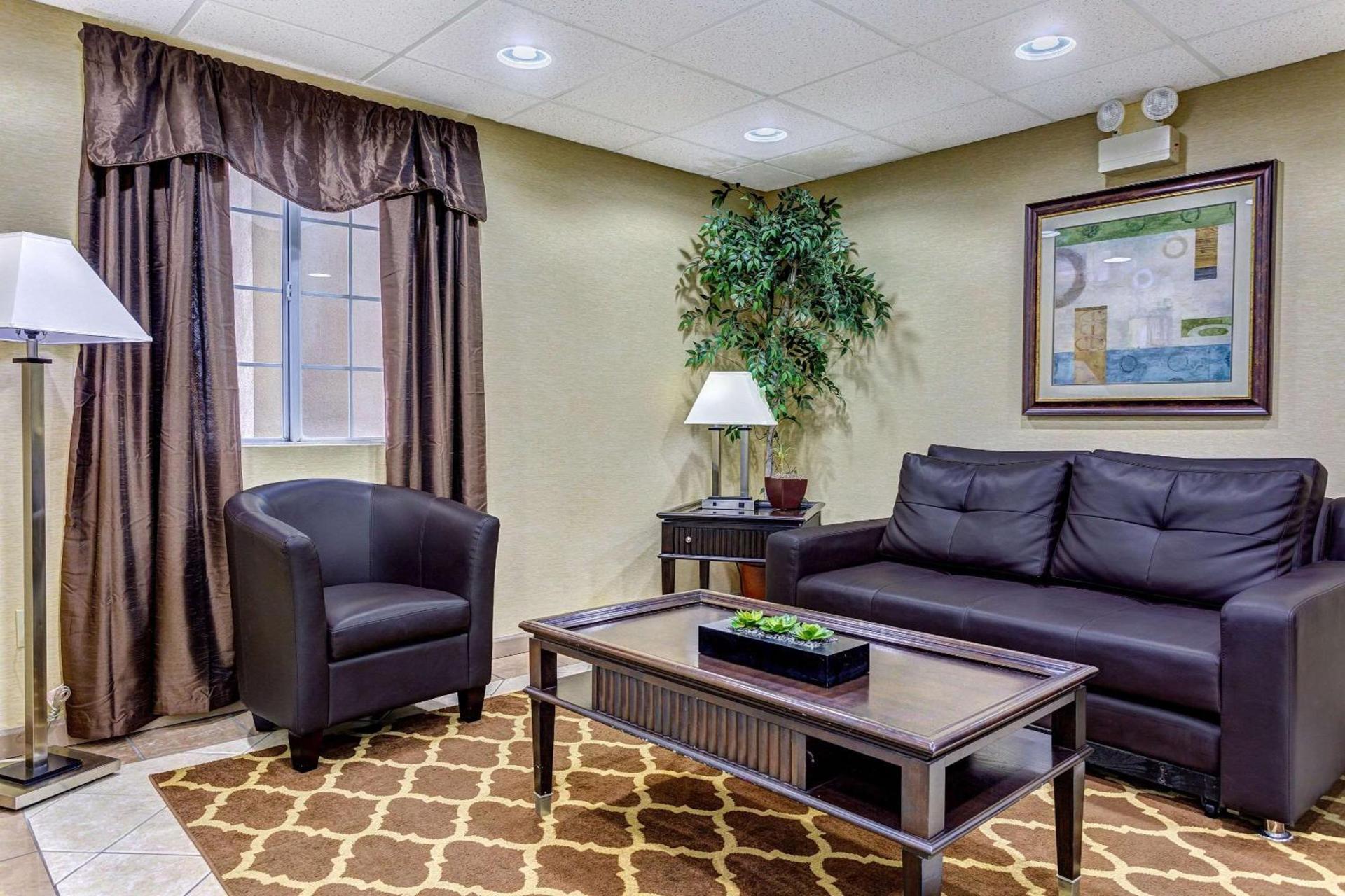 Comfort Inn Decatur Priceville photo 33