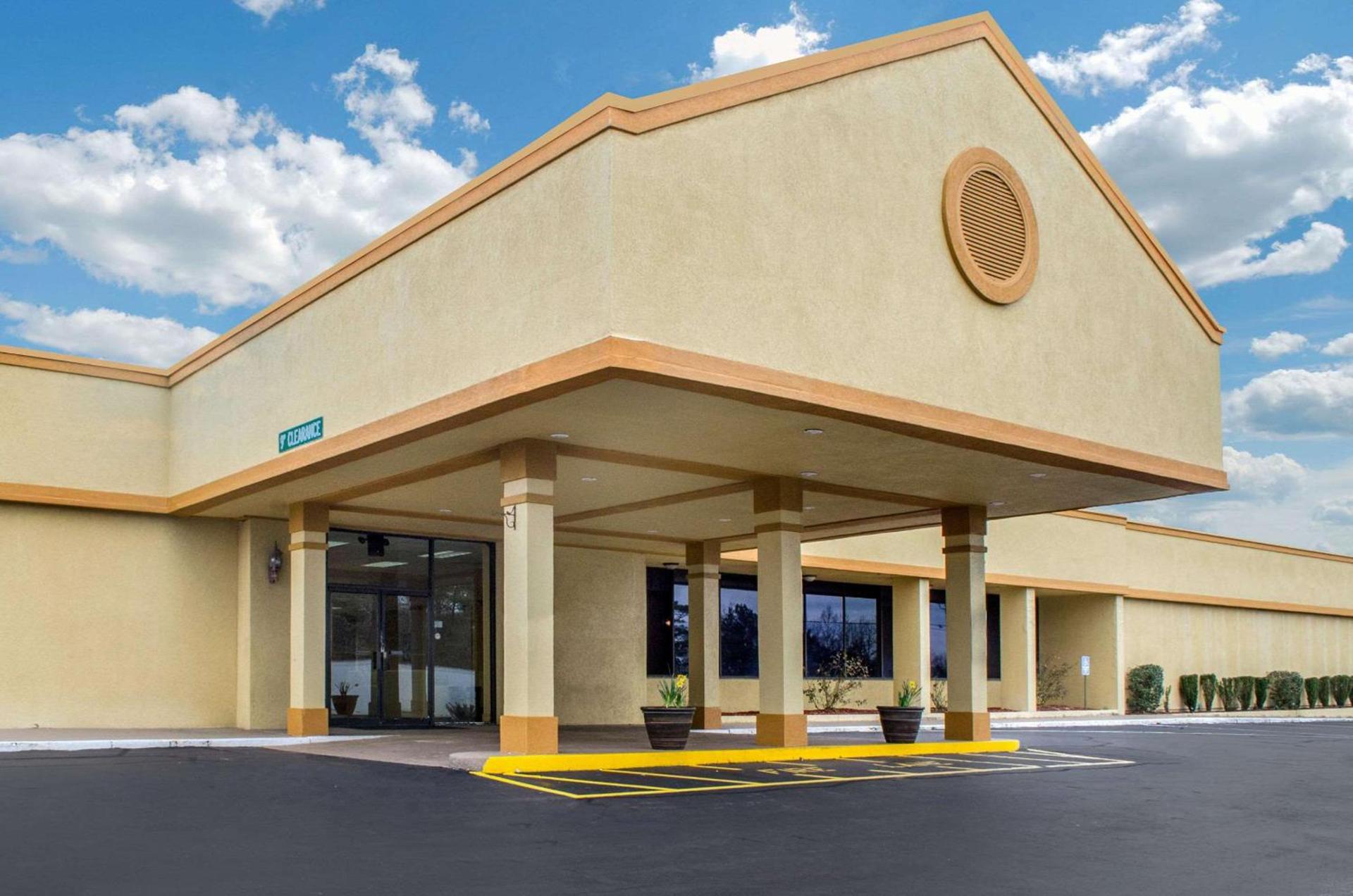 Quality Inn University Area — hotel in Troy
