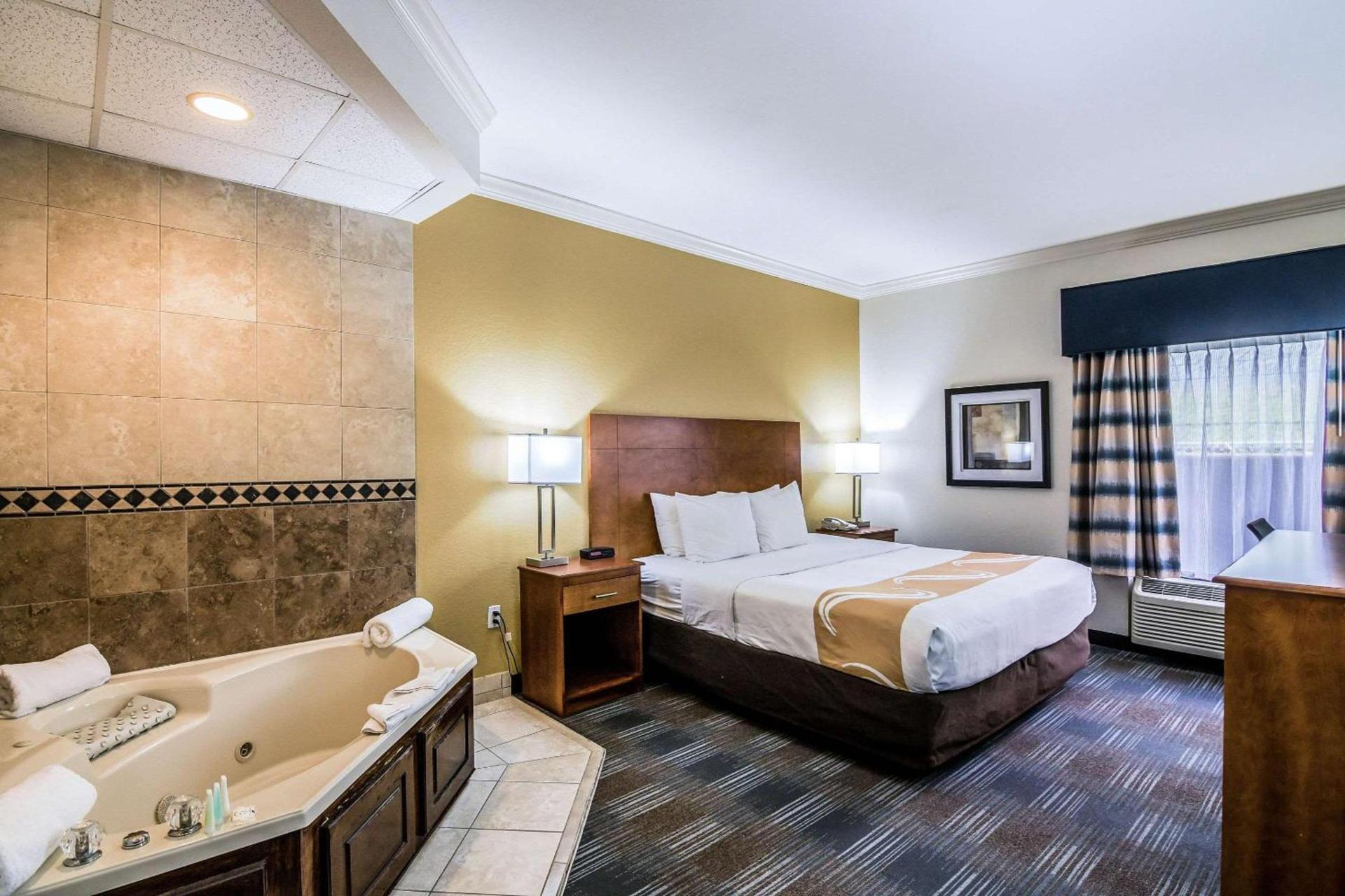 Quality Inn Alexander City photo 17