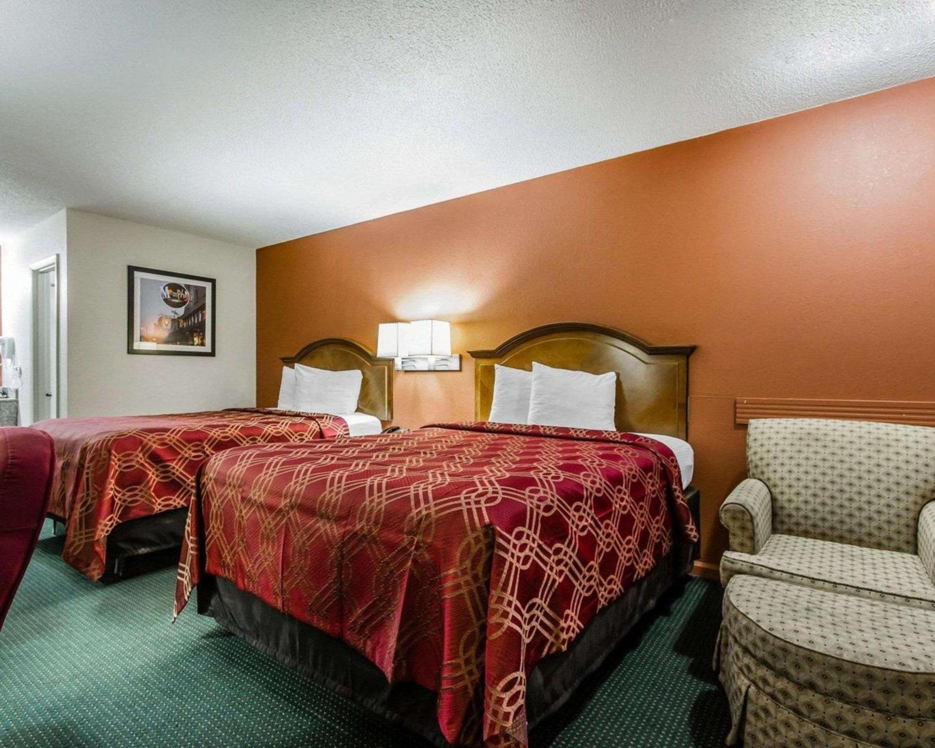 Econo Lodge Inn & Suites Enterprise photo 16