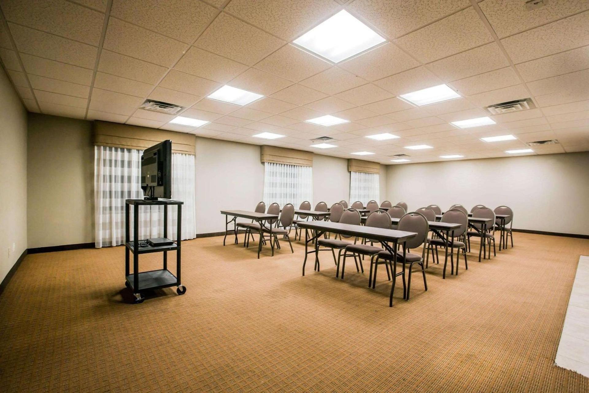 Sleep Inn & Suites Marion - Military Institute photo 29