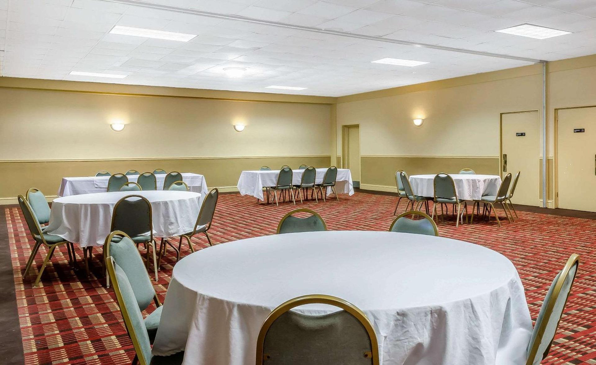 Quality Inn University Area photo 20