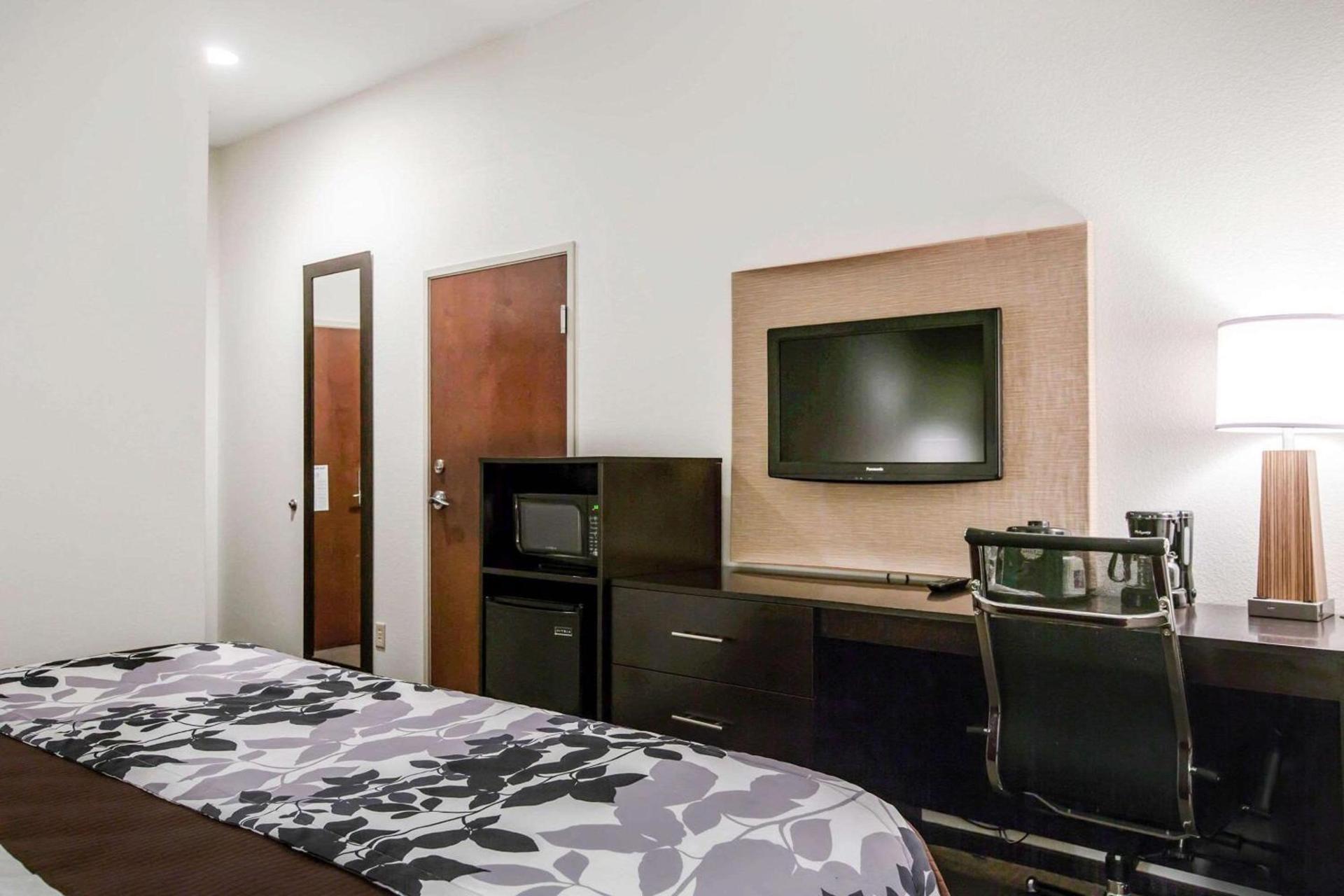Sleep Inn & Suites Marion - Military Institute photo 9
