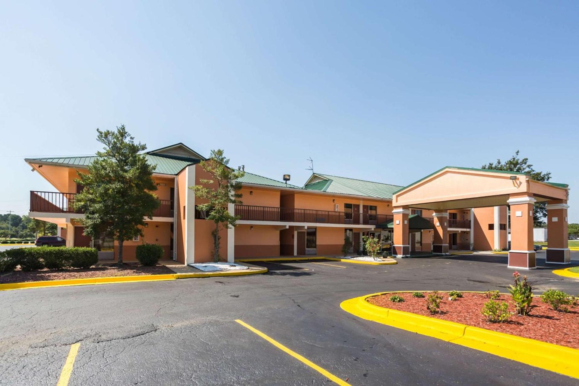 Econo Lodge Decatur South photo 3