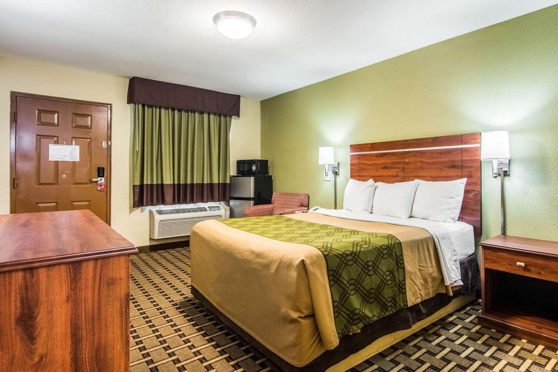 Econo Lodge Jasper photo 5