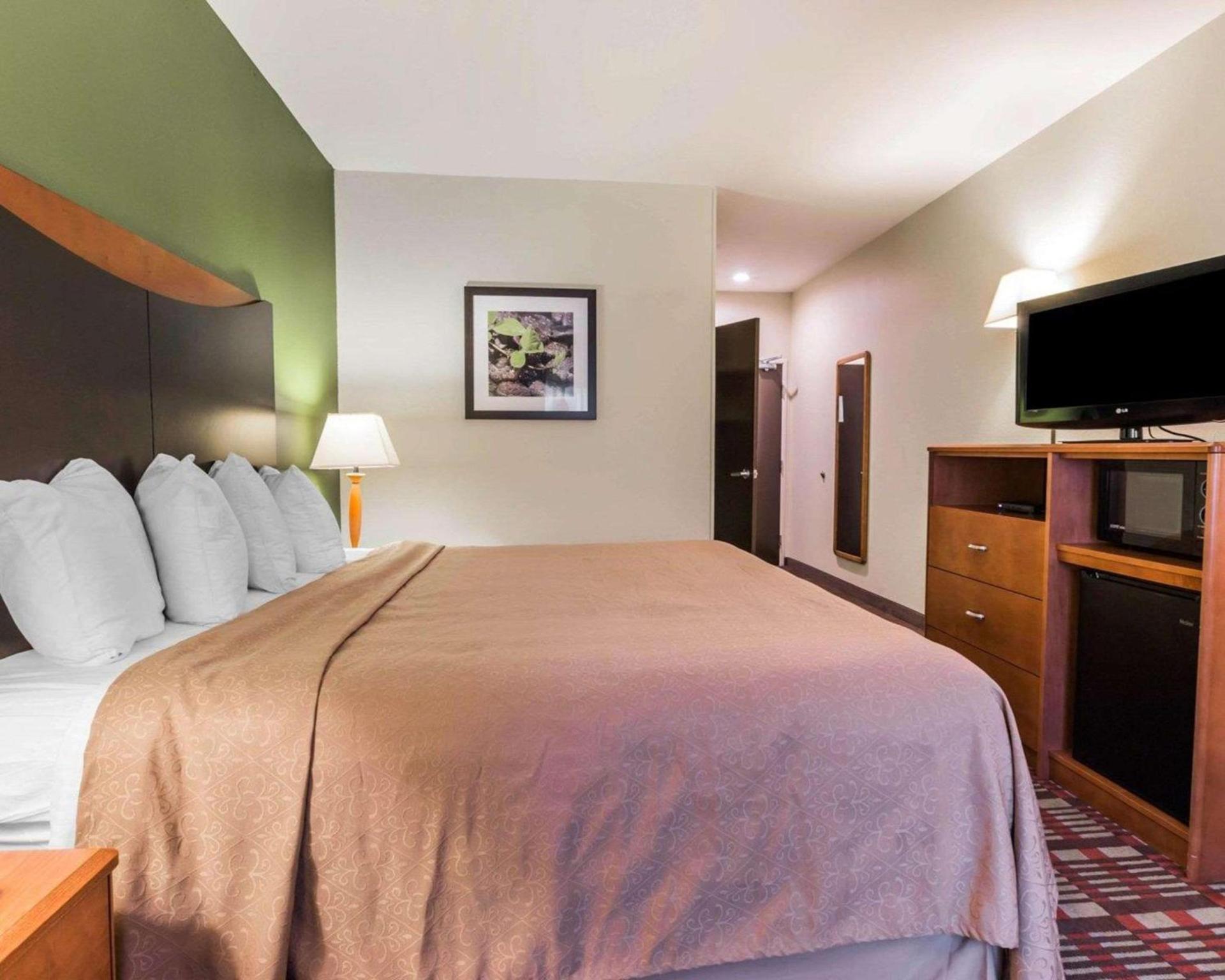 Quality Inn & Suites Birmingham - Highway 280 photo 14