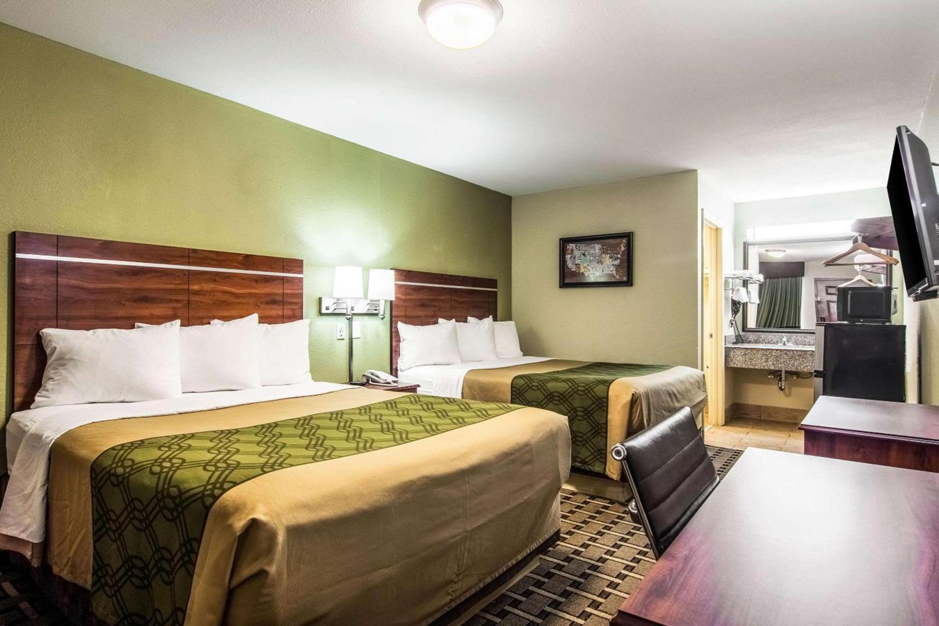 Econo Lodge Jasper photo 14
