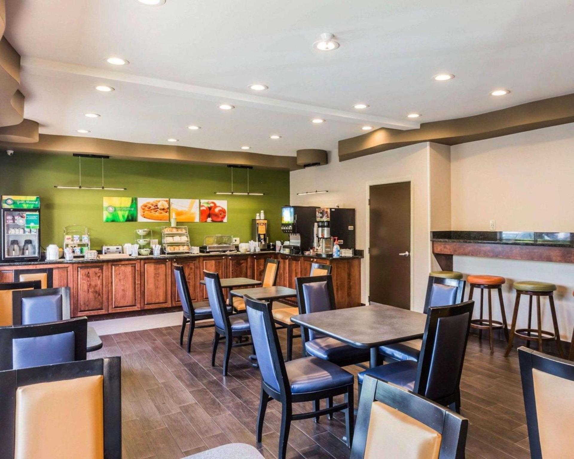 Quality Inn & Suites Birmingham - Highway 280 photo 4