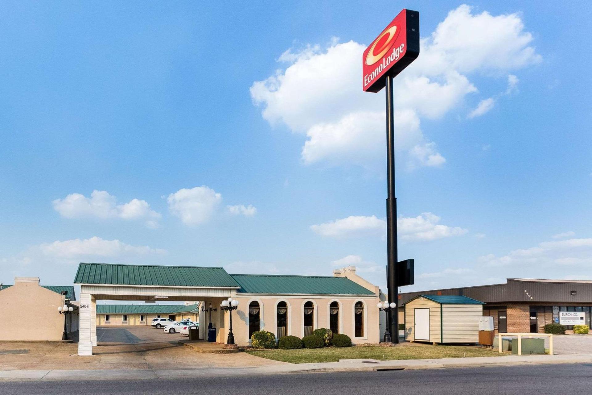 Econo Lodge Jonesboro photo 38