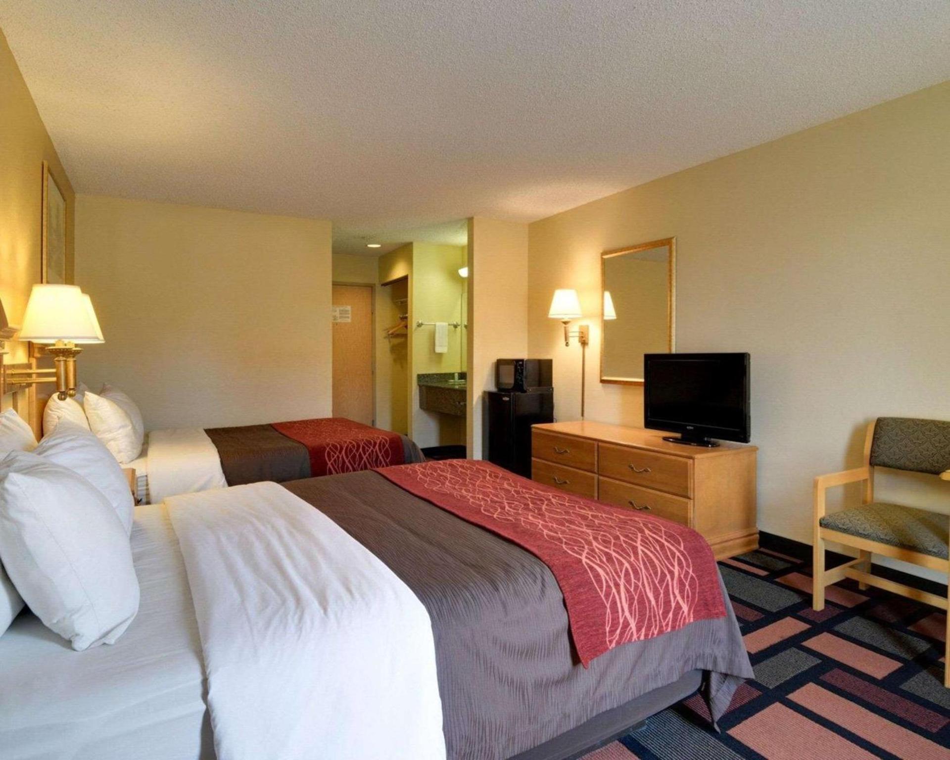 Quality Inn & Suites Malvern photo 9