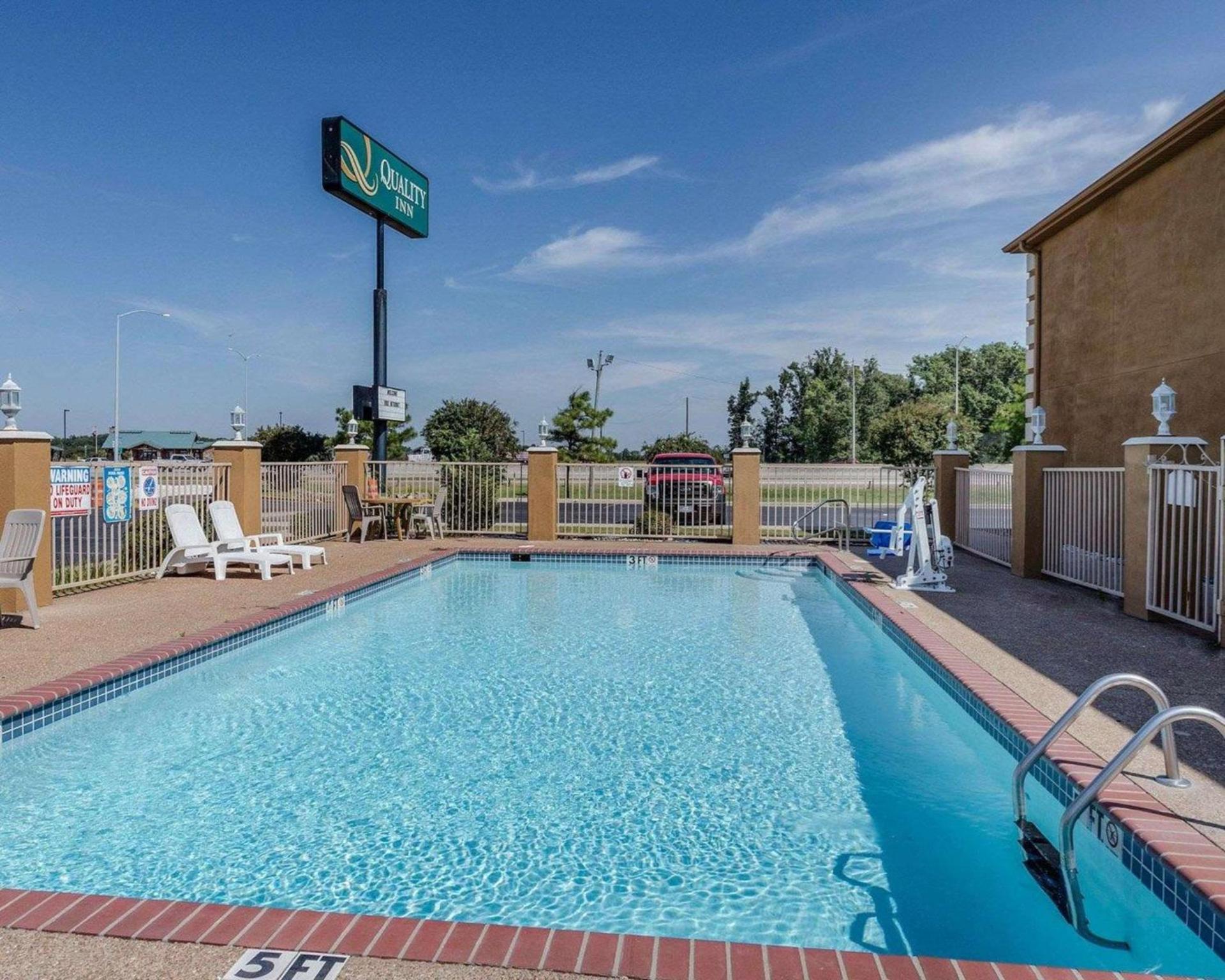Quality Inn West Memphis I-40 photo 29