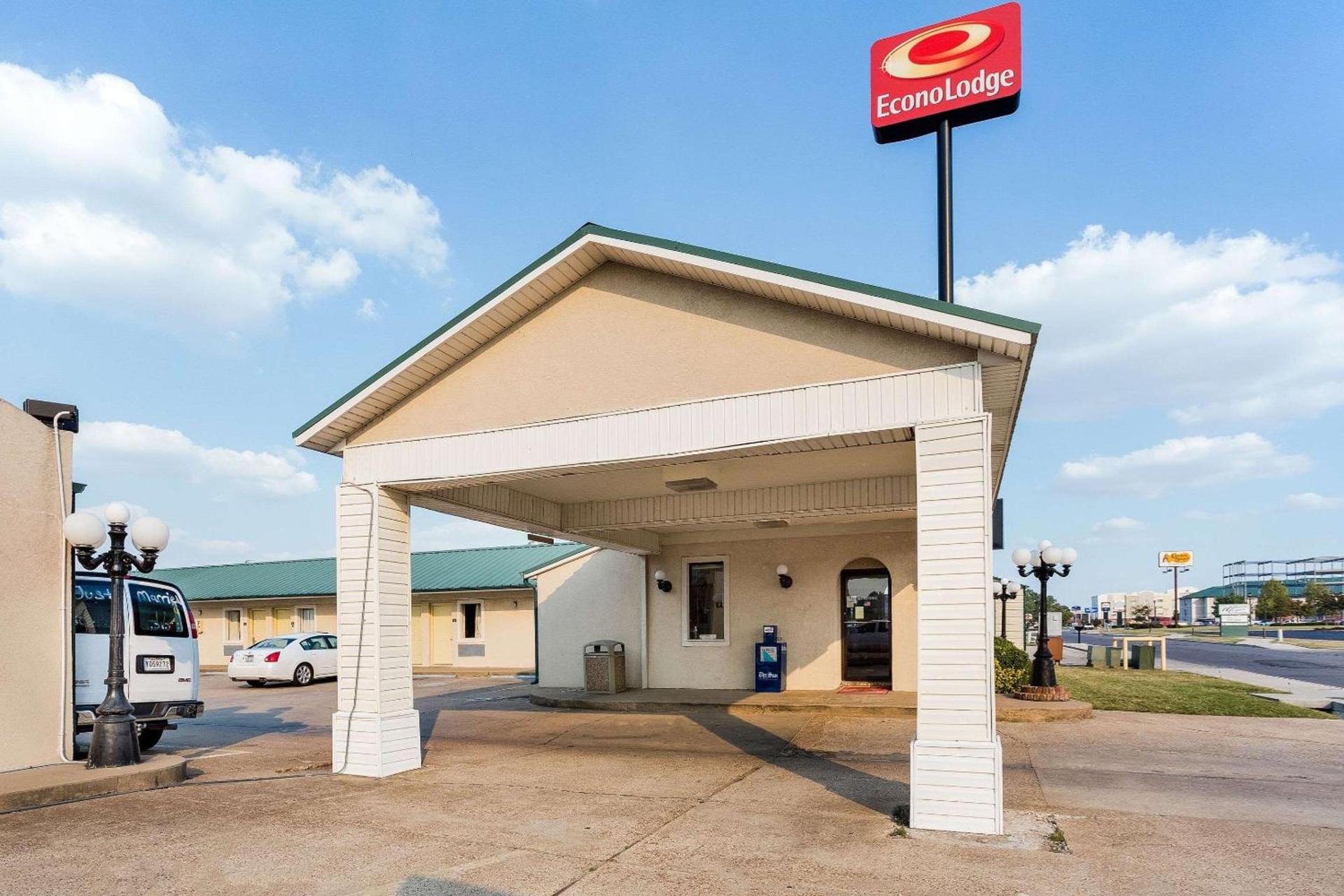 Econo Lodge Jonesboro photo 30