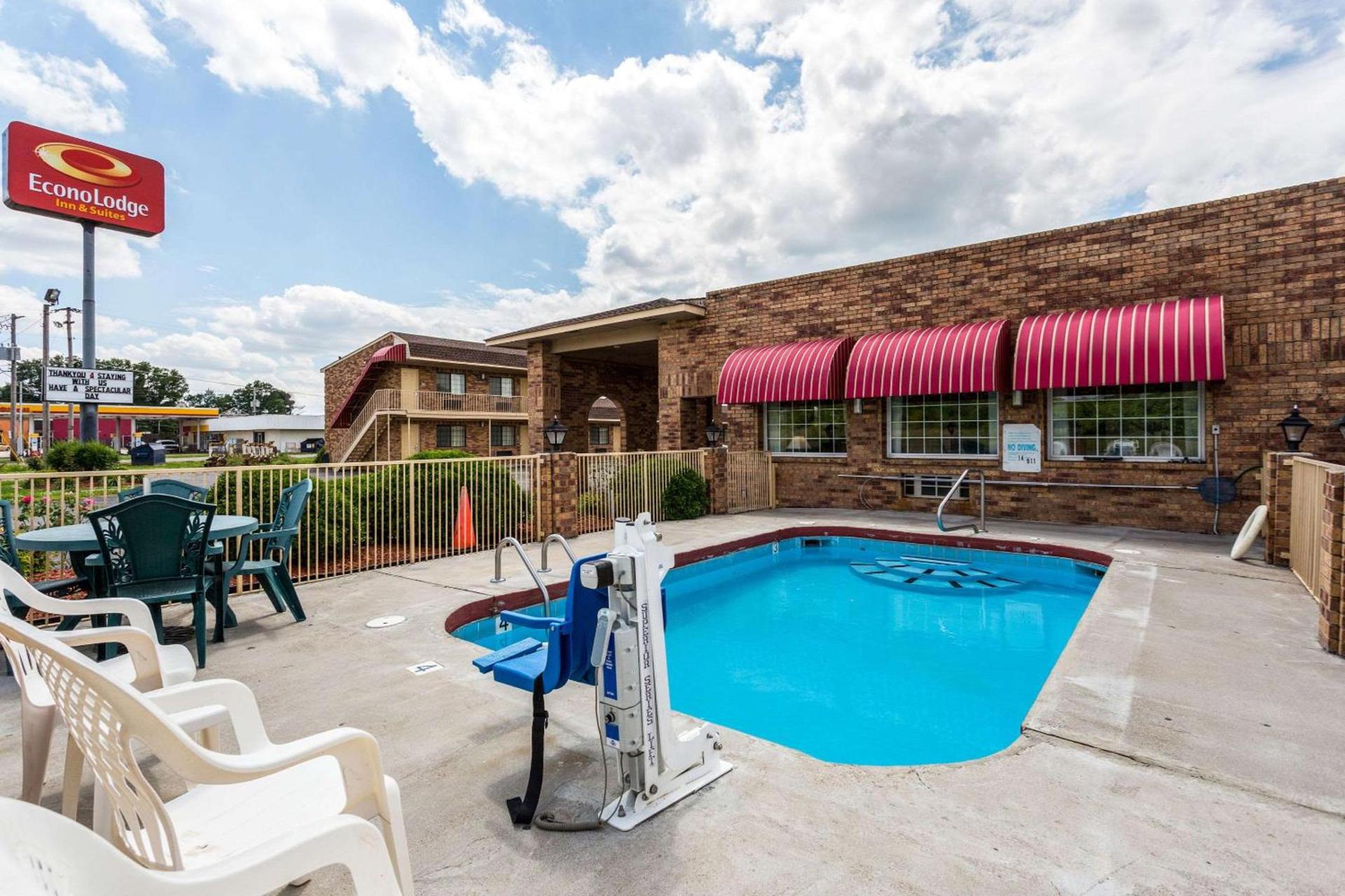 Econo Lodge & Suites Brinkley photo 2
