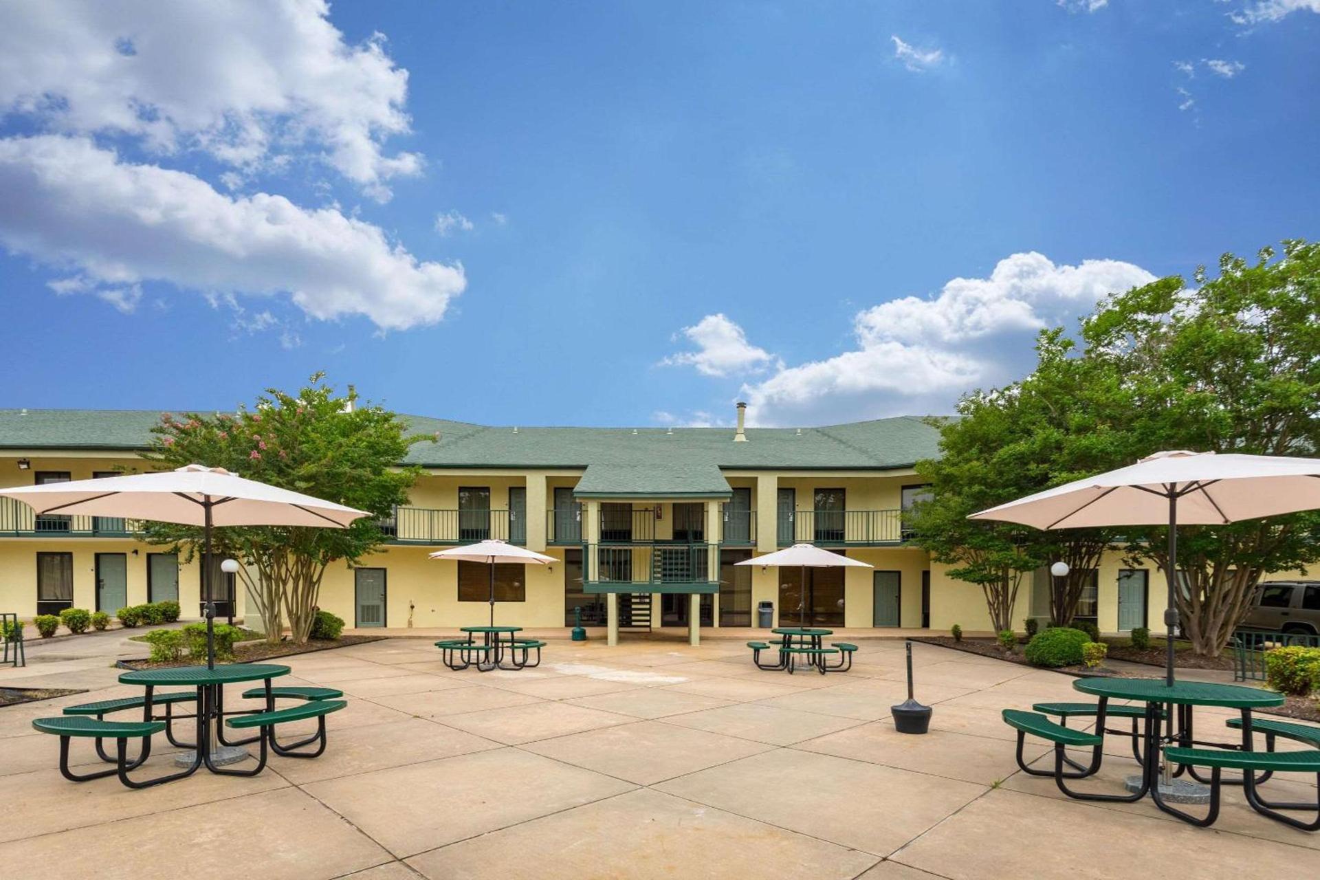 Quality Inn Heber Springs photo 29
