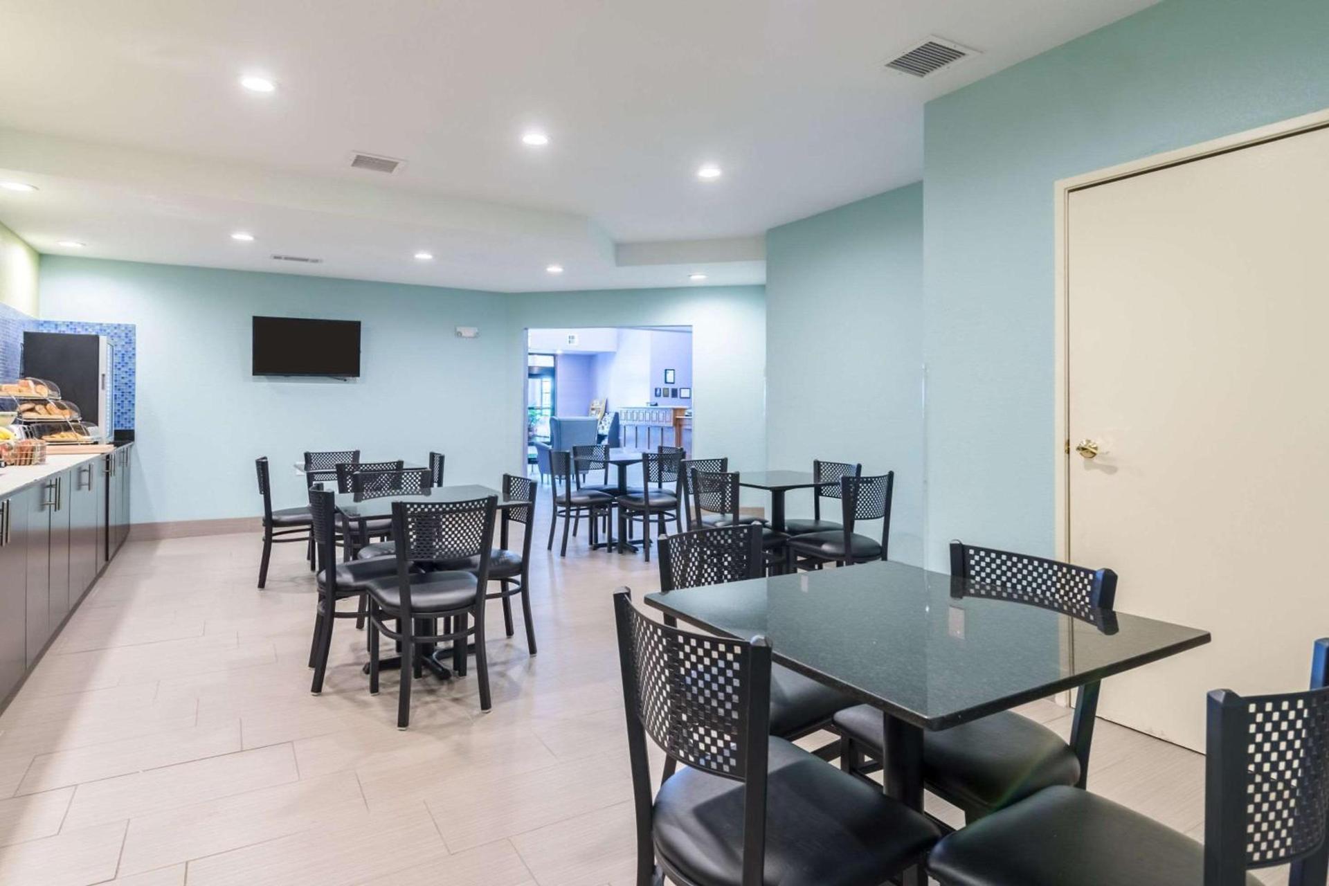 Quality Inn & Suites Alma I-40 photo 34
