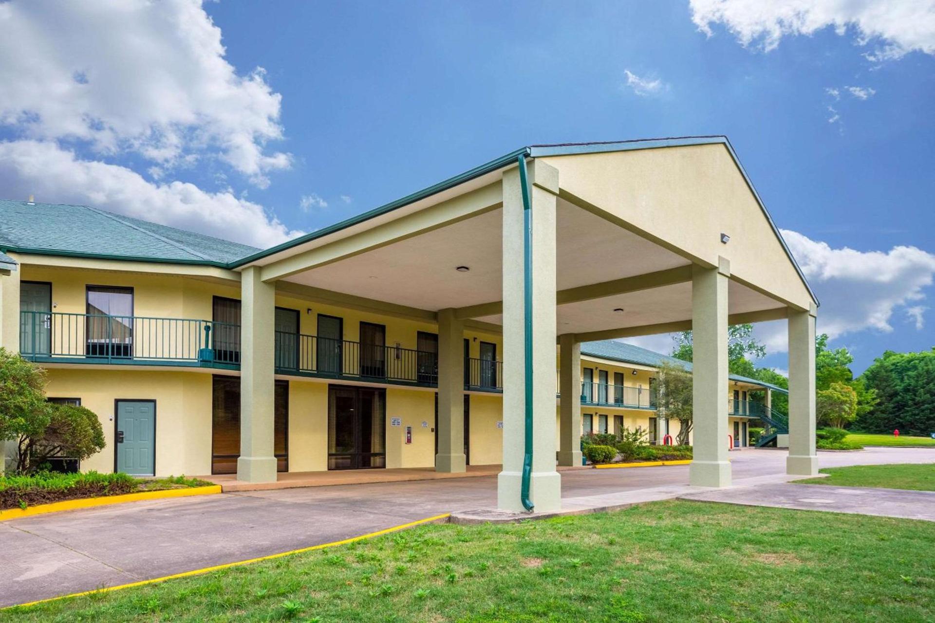 Quality Inn Heber Springs photo 3