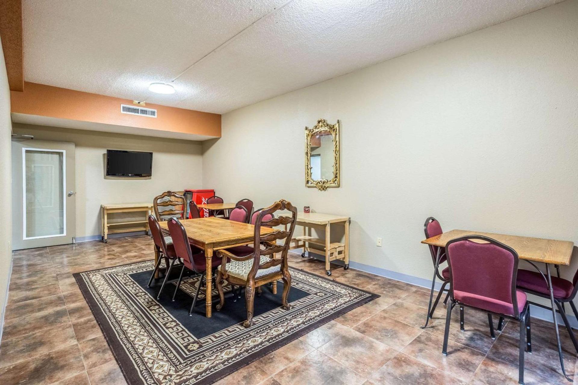 Quality Inn Heber Springs photo 23