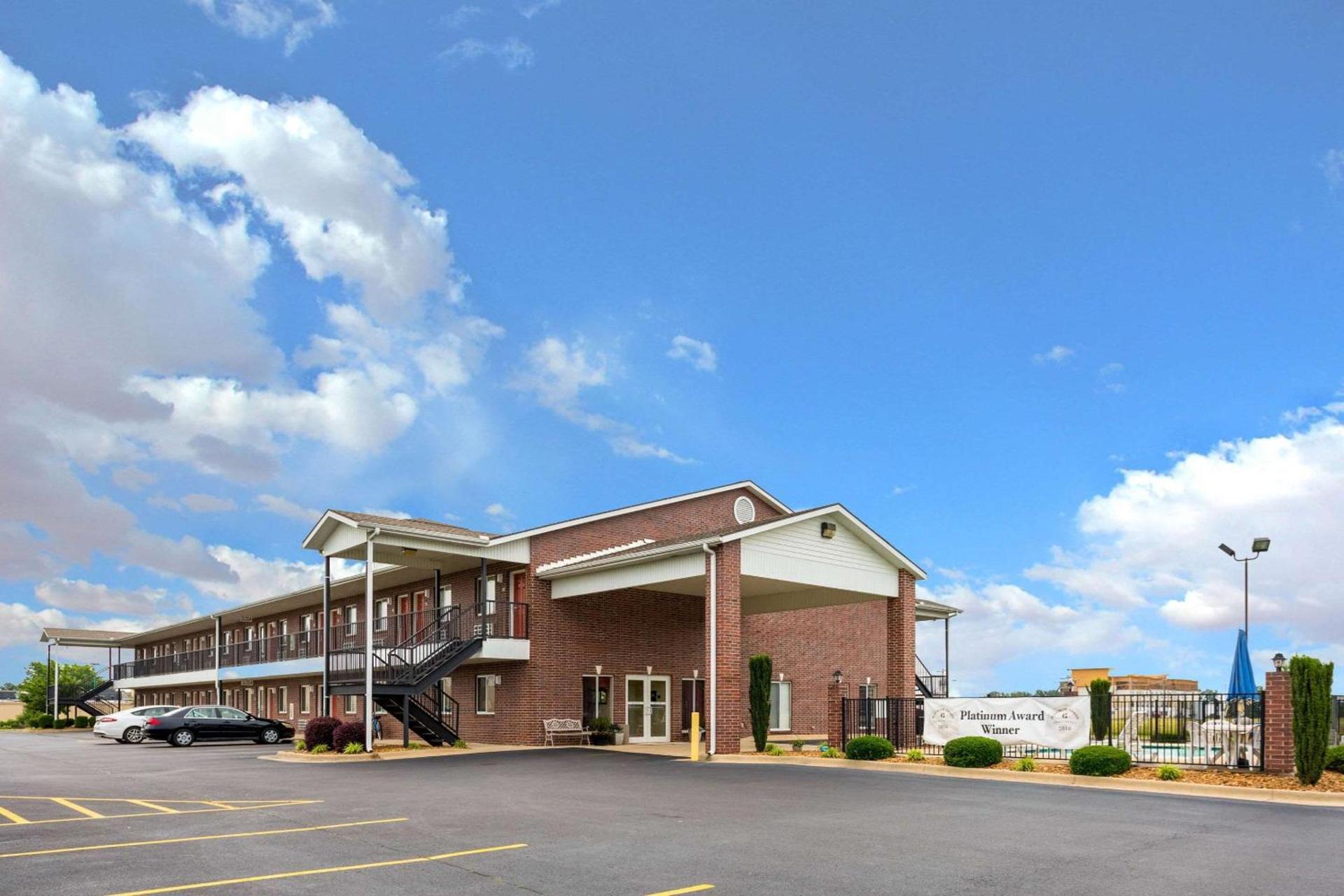 The Magnolia Hotel Searcy photo 27
