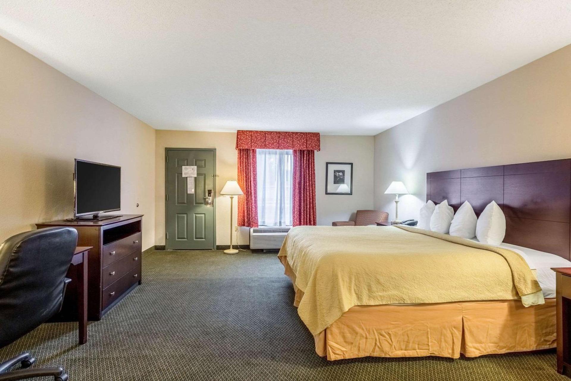 Quality Inn Heber Springs photo 14