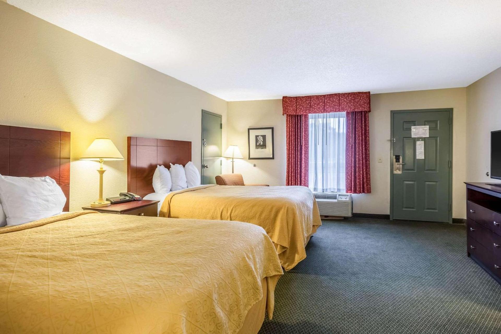 Quality Inn Heber Springs photo 10