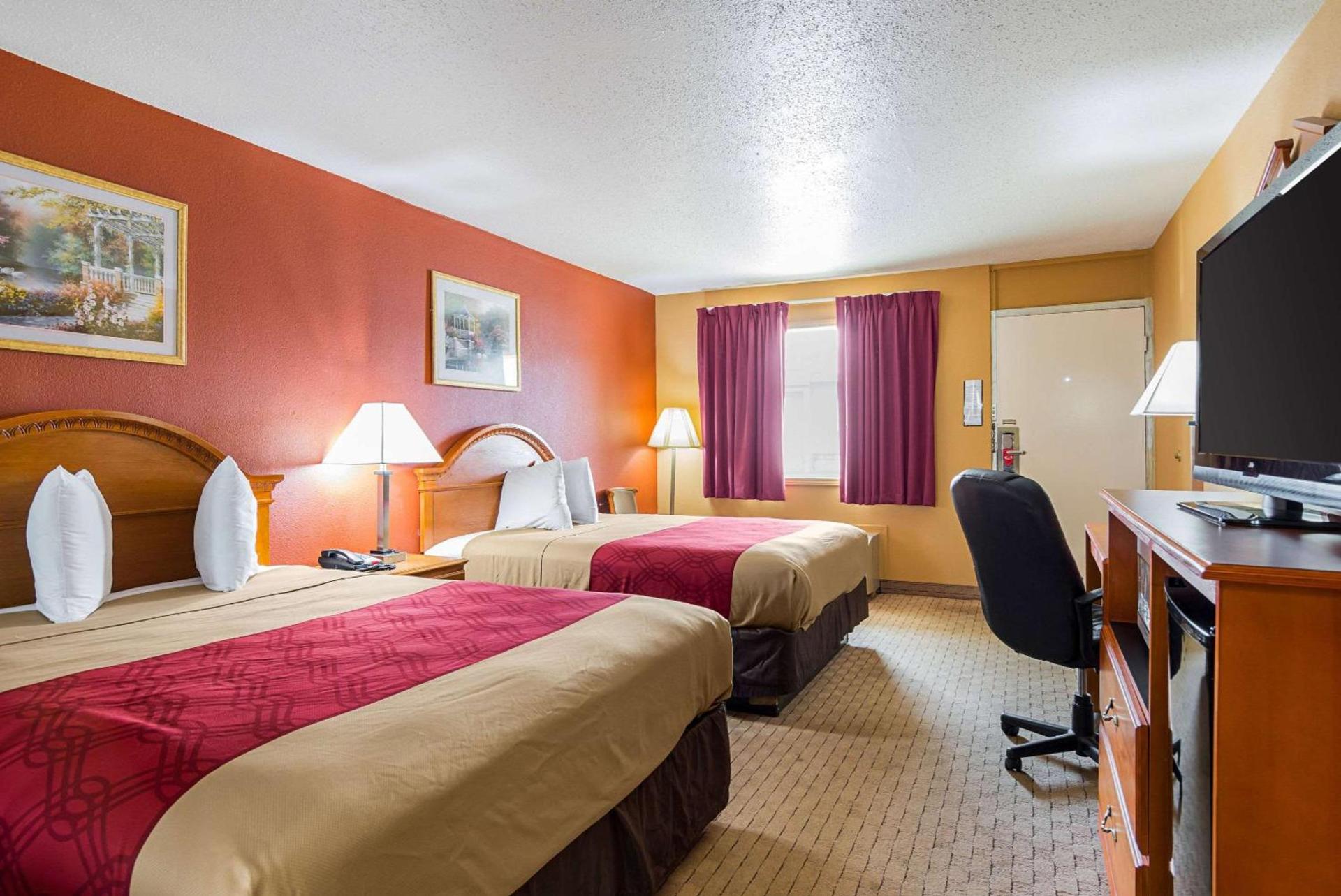 Econo Lodge Jacksonville near Little Rock Air Force Base photo 3