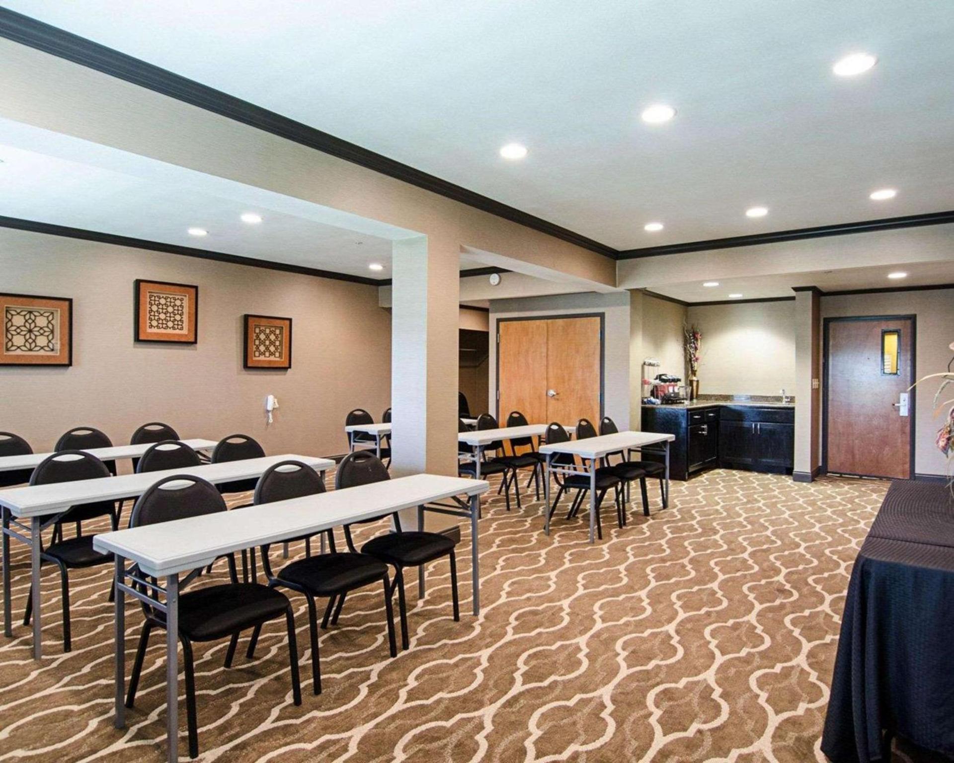 Comfort Suites Conway photo 4
