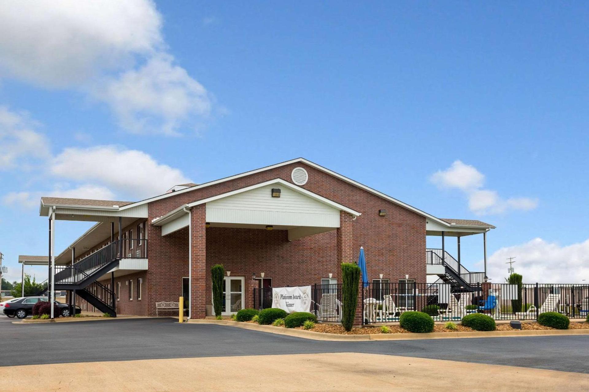 The Magnolia Hotel Searcy photo 3