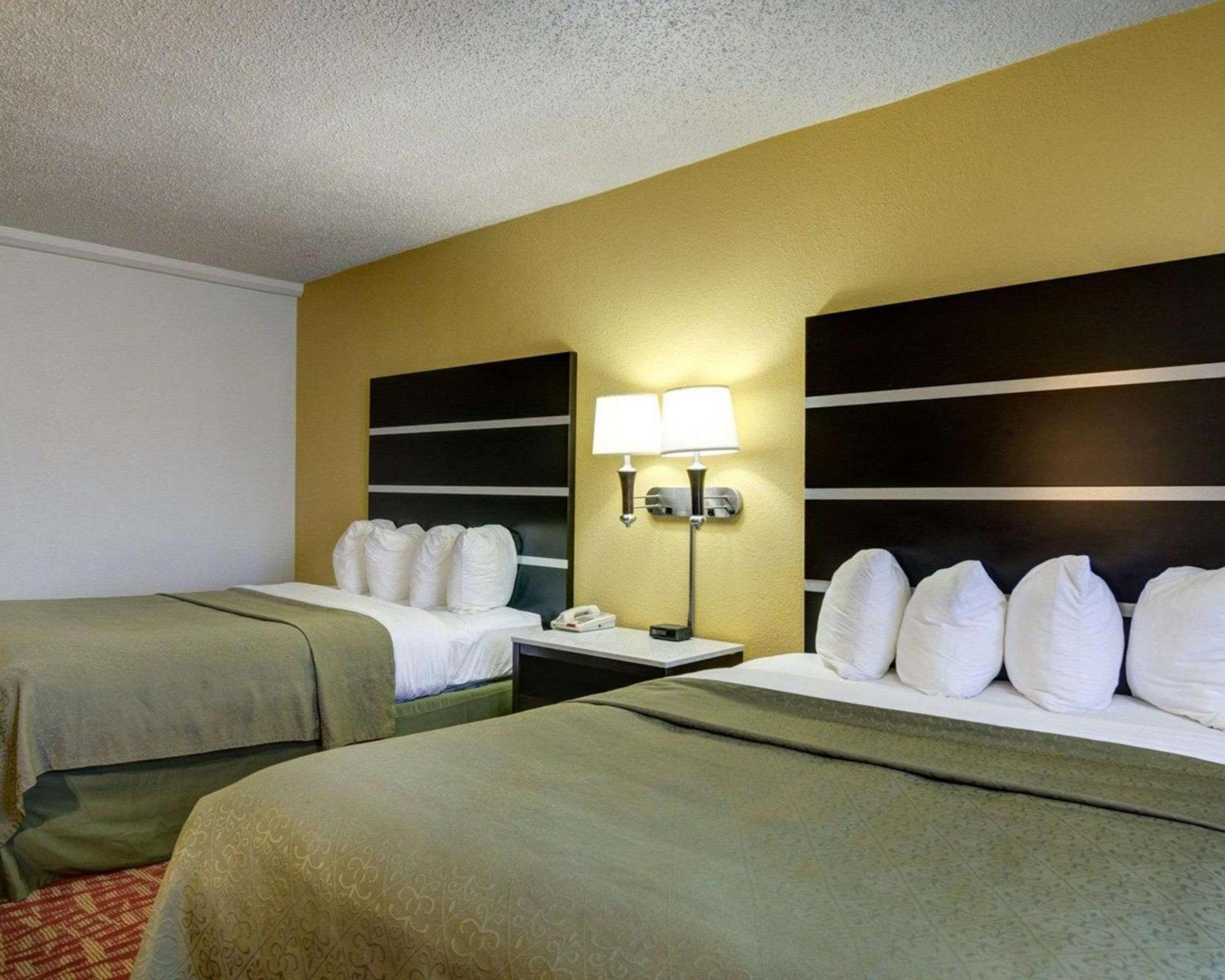Quality Inn Fort Smith I-540 photo 26