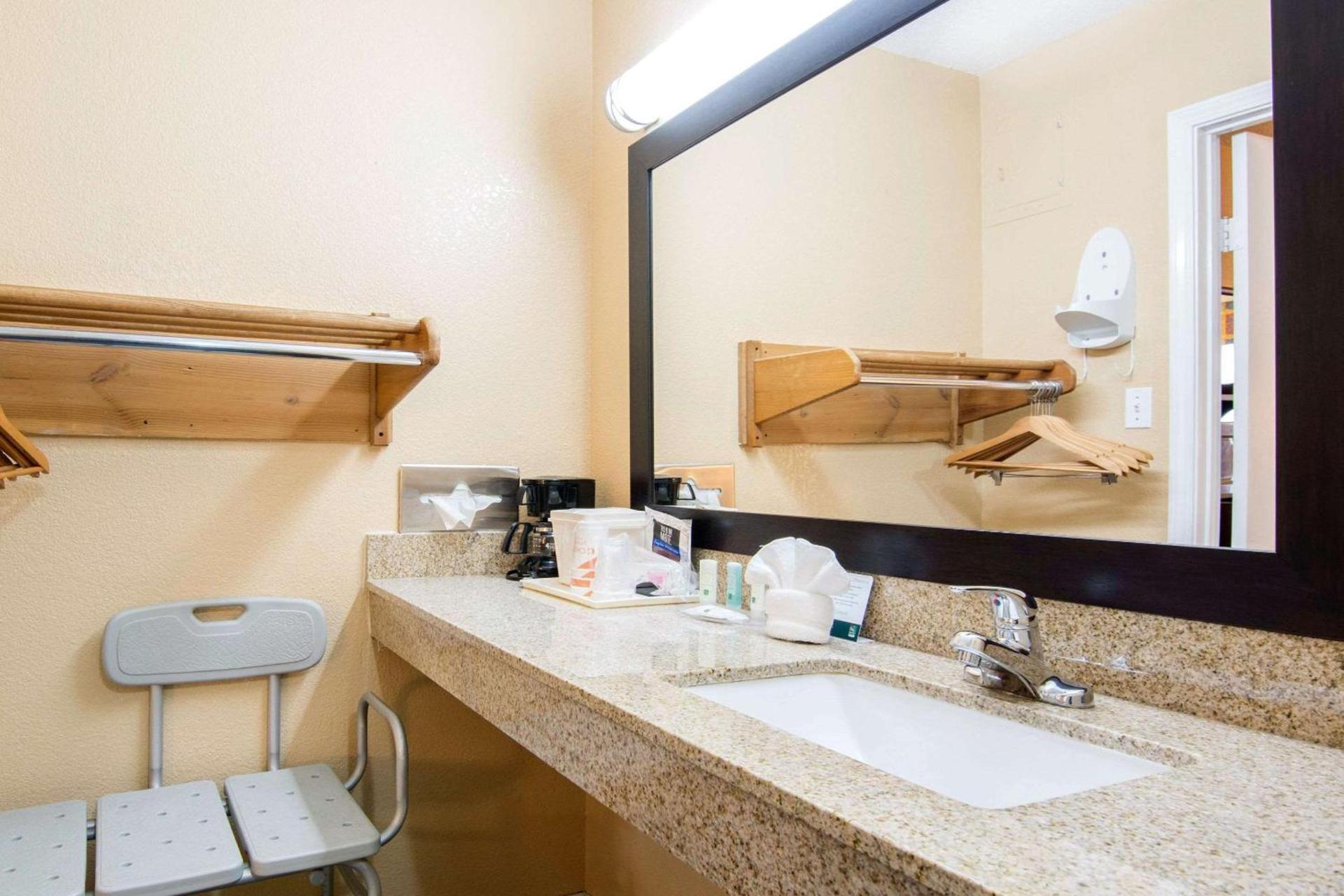 Quality Inn Arkadelphia - University Area photo 10