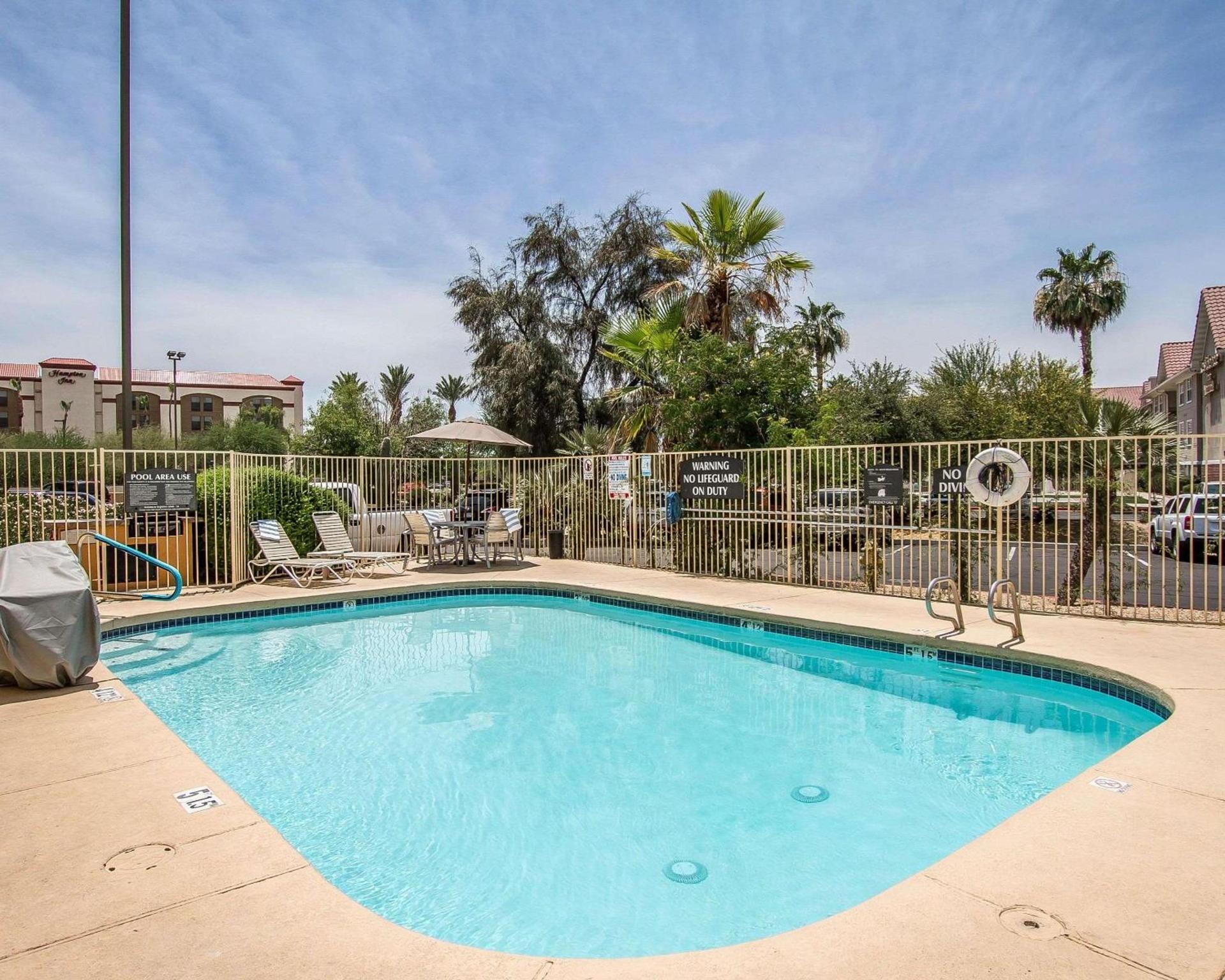Comfort Suites Peoria Sports Complex photo 18